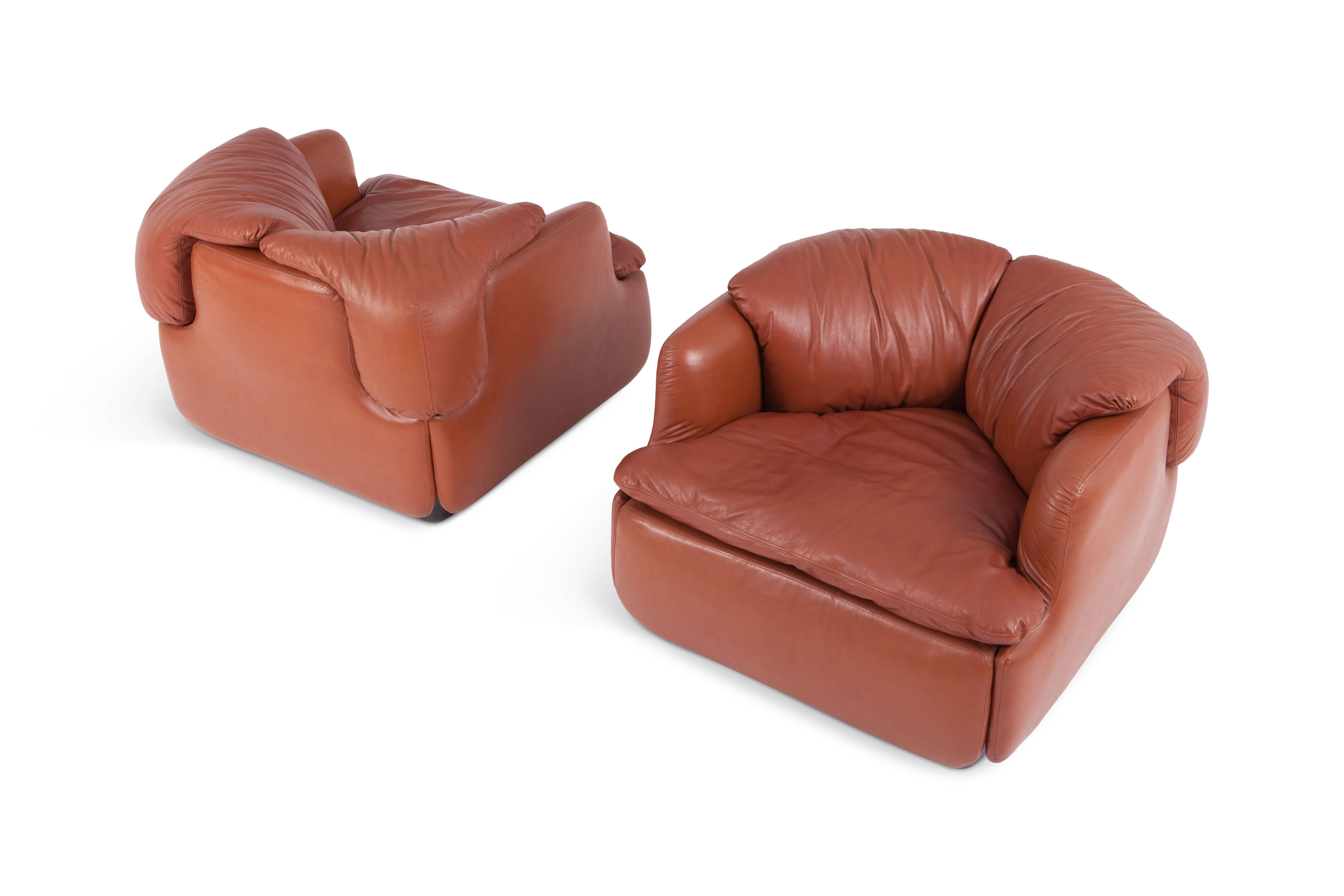 Saporiti “Confidential” Leather Club Chairs by Alberto Rosselli In Excellent Condition In Antwerp, BE