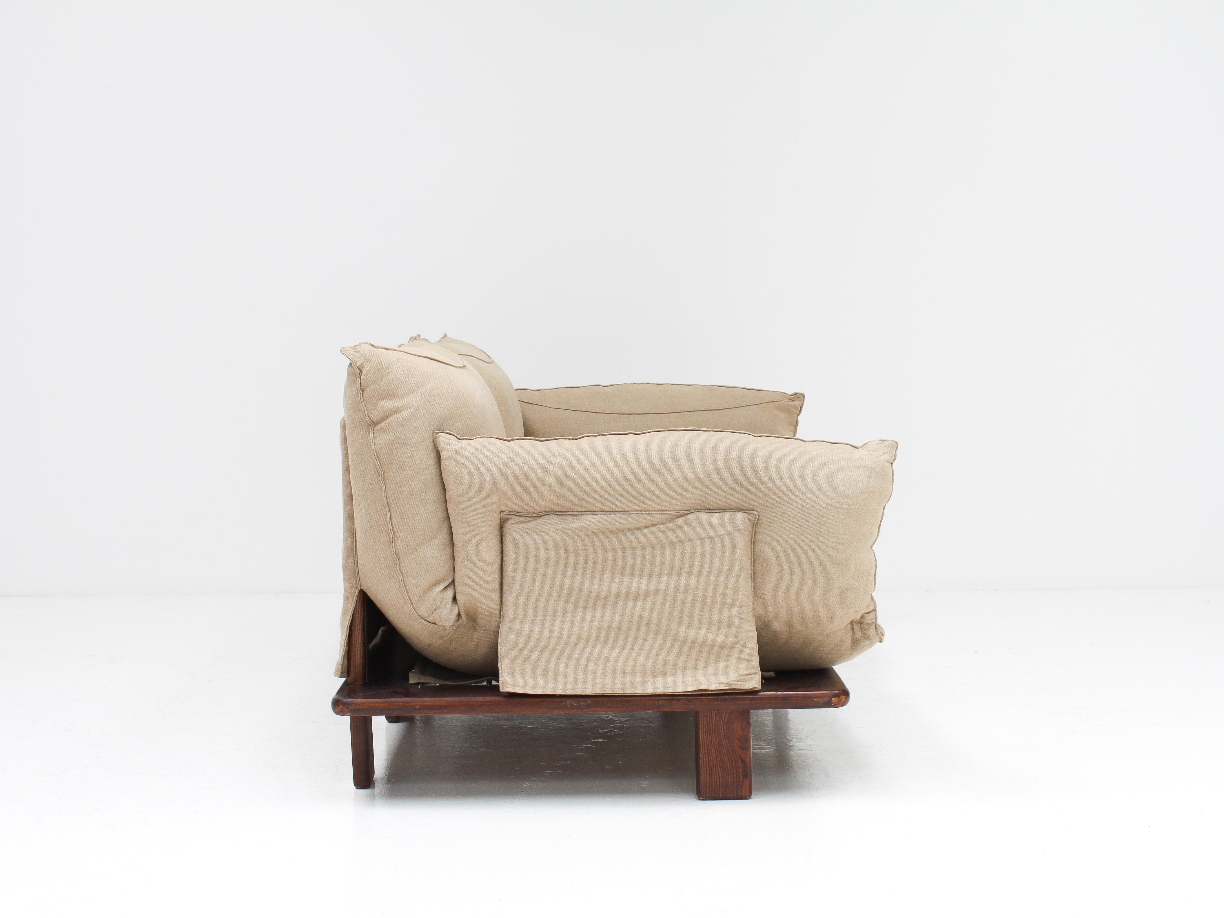 20th Century Saporiti Italia 2-Seater Sofa in Jute & Walnut, Attrib. to Carlo Bartoli, 1970s