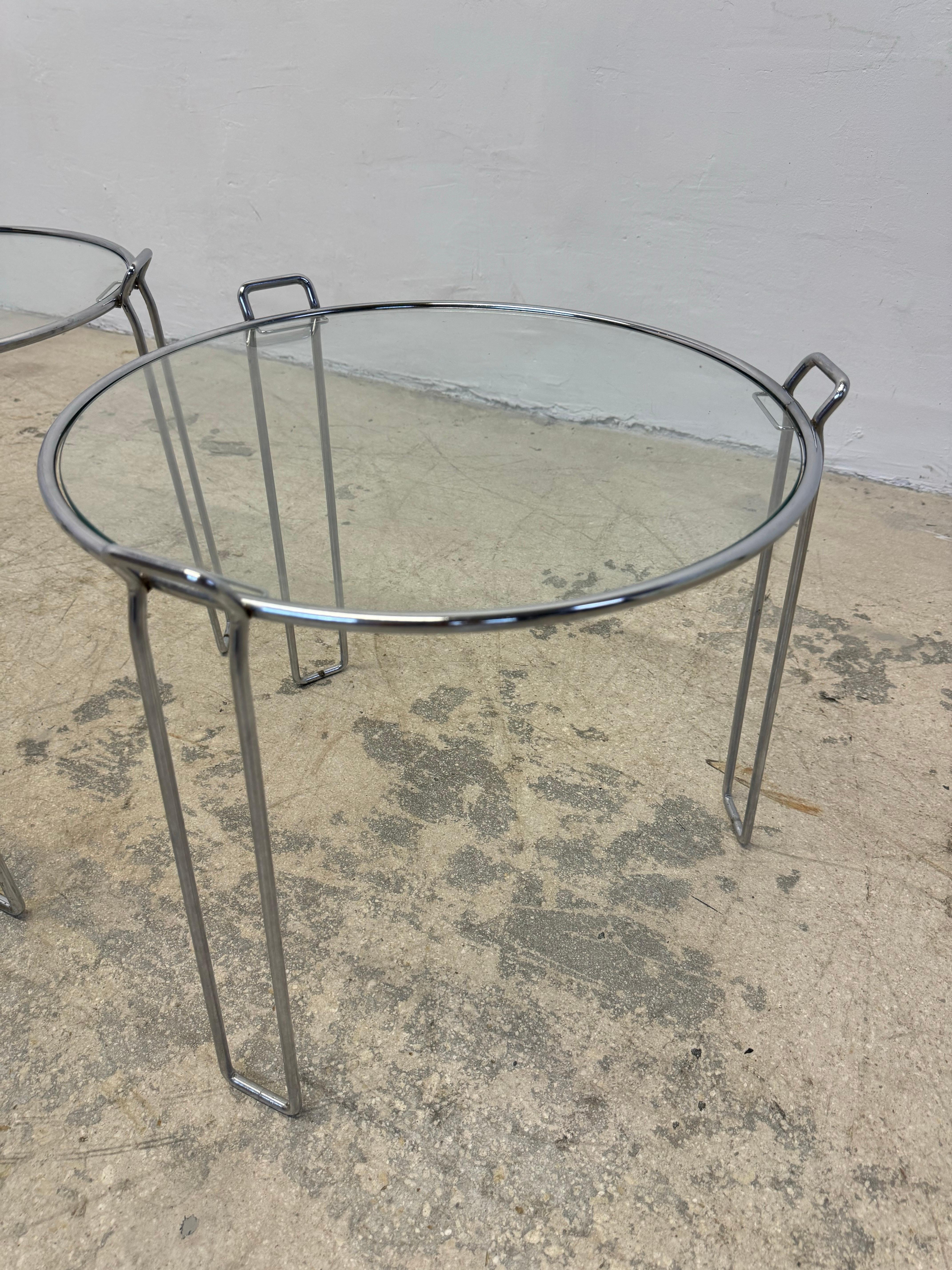 Mesas auxiliares de cristal y cromo Saporiti Italia - Juego de tres Acero en venta