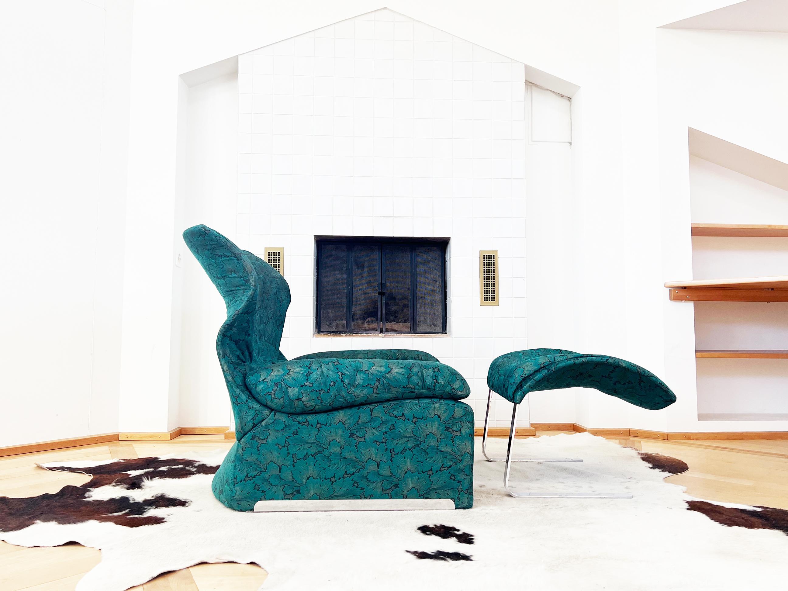 Upholstery Saporiti Italia Giovanni Offredi Vela Alta Lounge Chair + Ottoman 70s For Sale