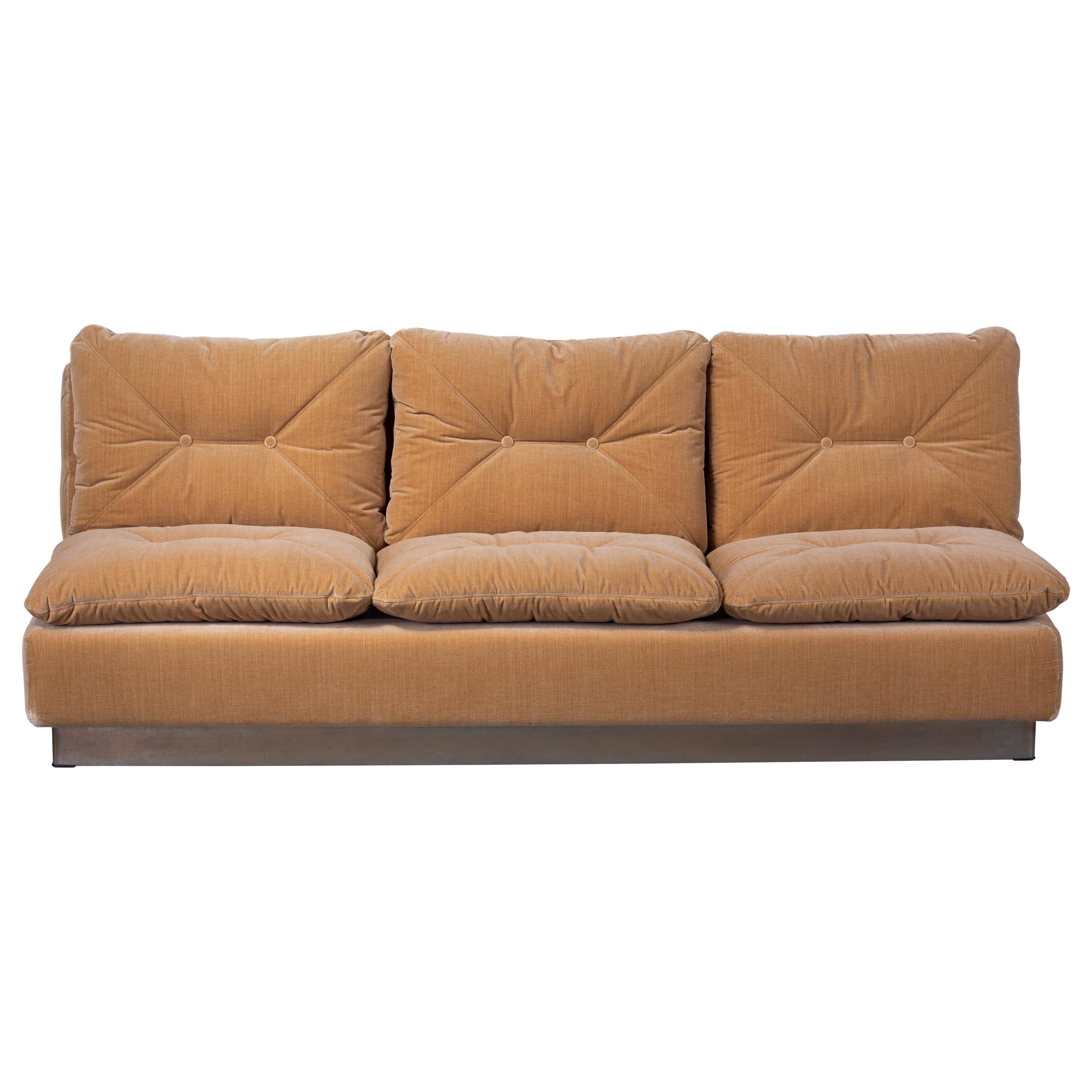 Saporiti Italia Sofa, Italy 1970s, Reupholstered in Kerry Joyce Velvet For Sale