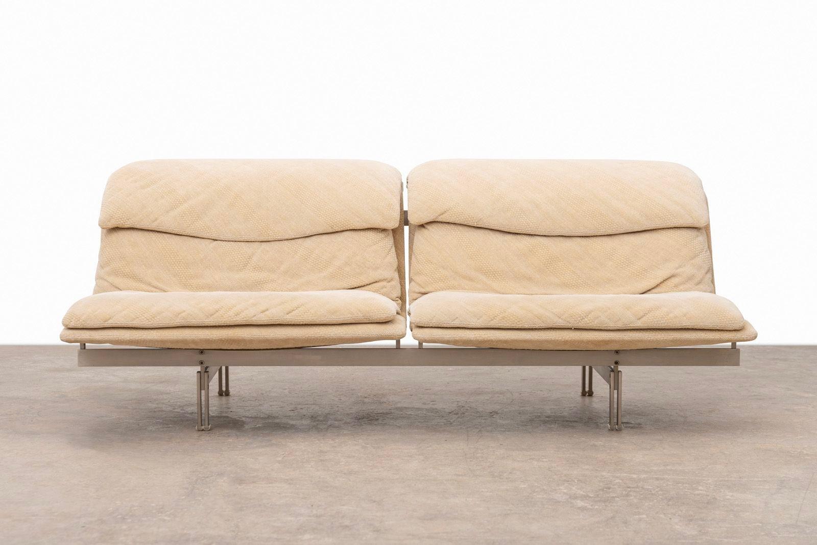 1974 von Giovanni Offredi entworfenes Zweisitzer-Sofa 