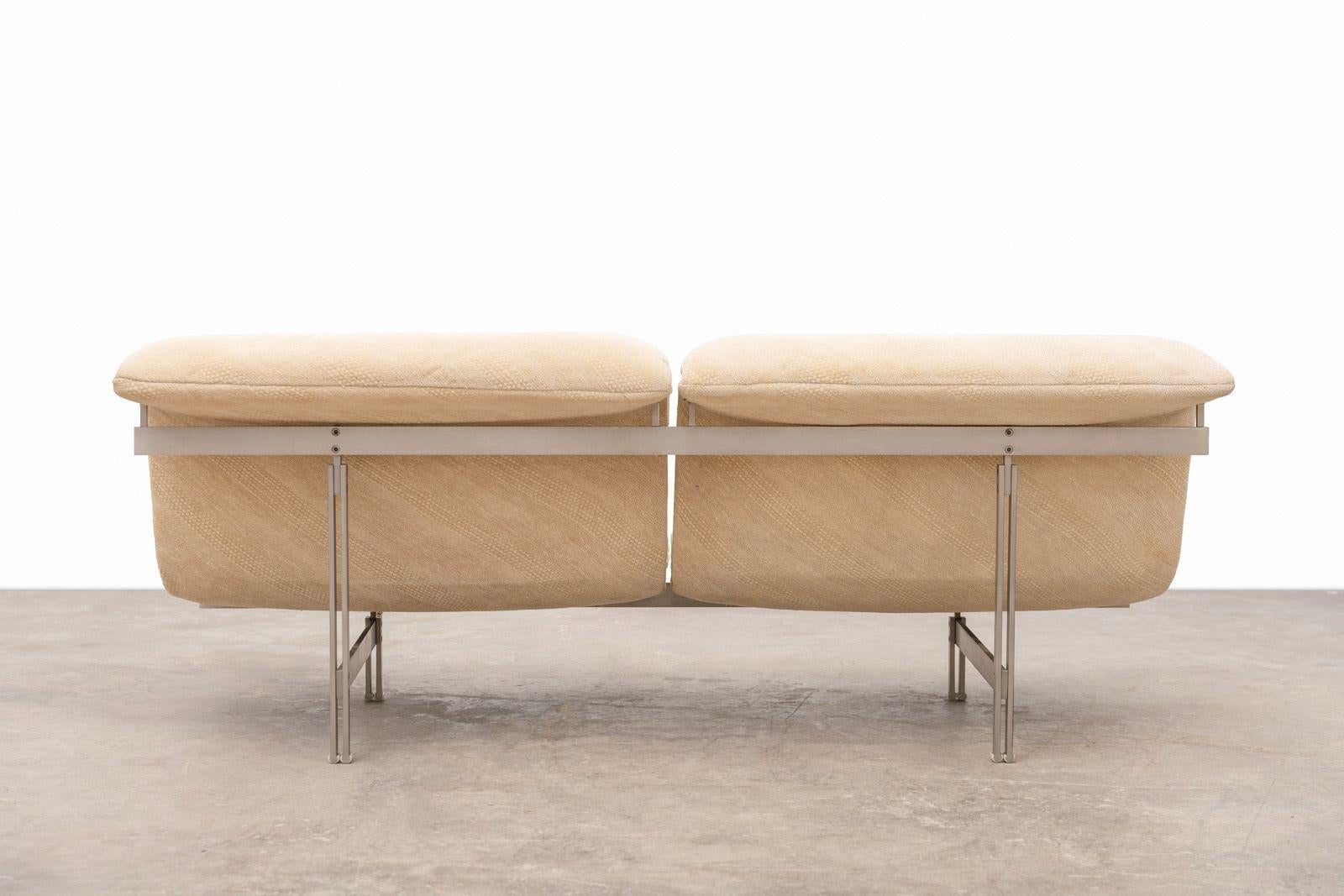 Saporiti Italia Zweisitzer-Sofa „Wave“ von Giovanni Offredi, 1970er Jahre im Zustand „Gut“ im Angebot in Dallas, TX