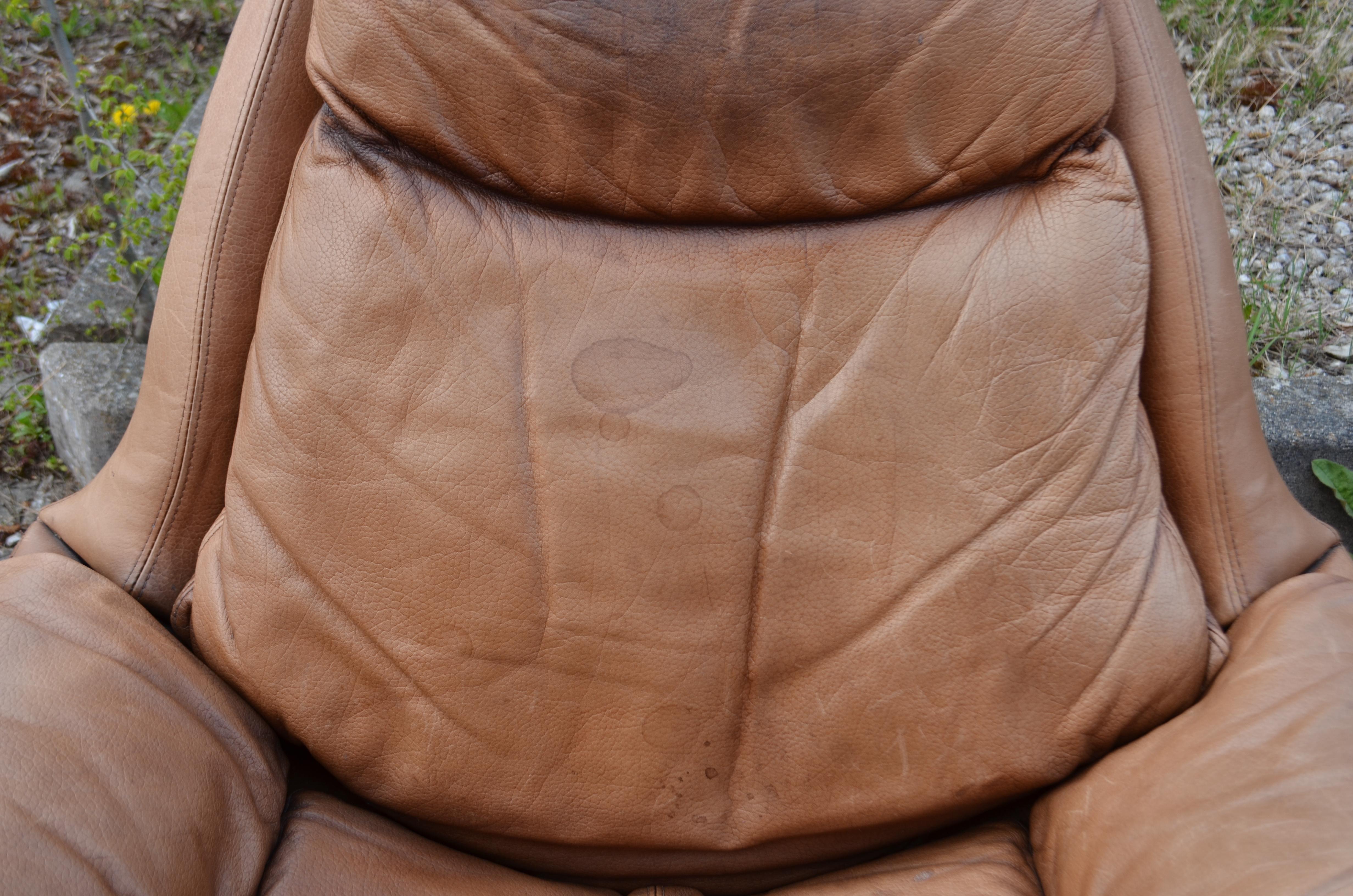 Upholstery Saporiti Italia Vittorio Introini P60 Lounge Chair and Ottoman Proposals