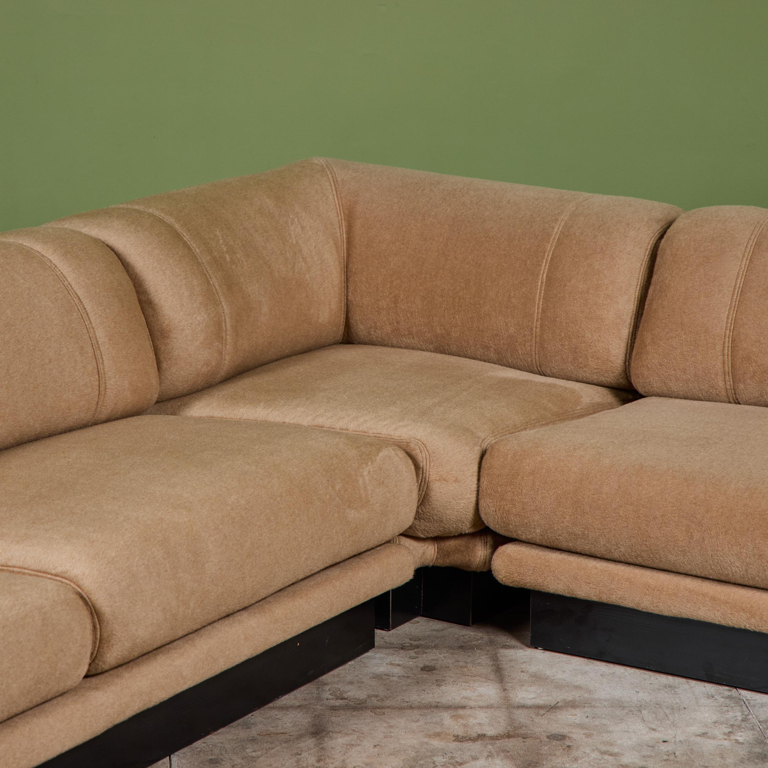Saporiti Mohair Sektionssofa im Angebot 4