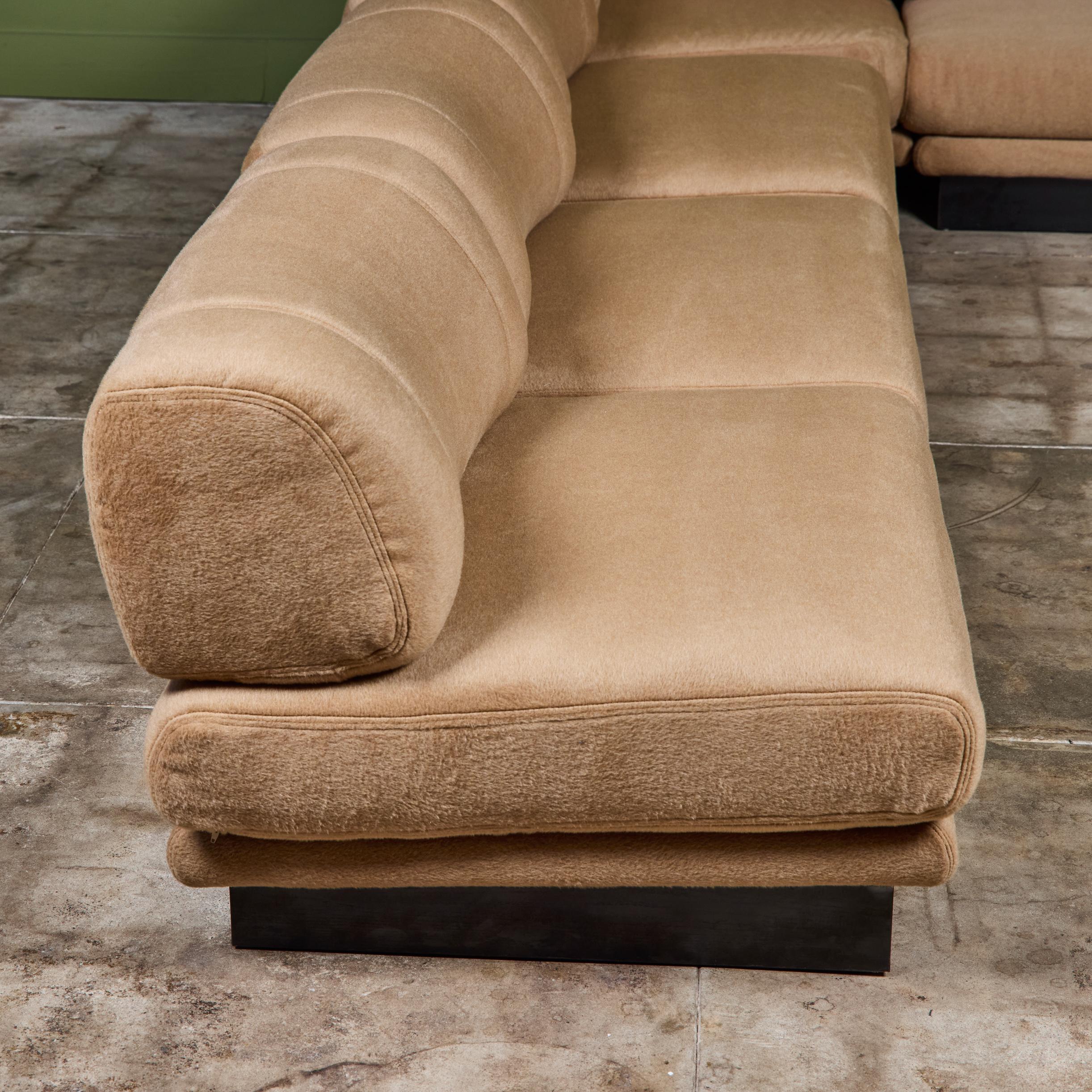 Saporiti Mohair Sektionssofa im Angebot 5