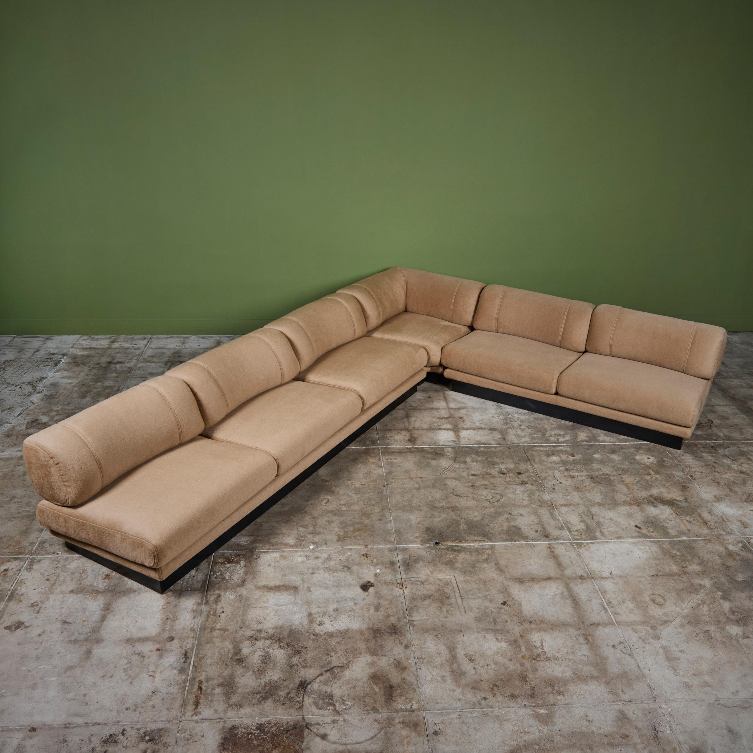 Saporiti Mohair Sektionssofa (Italienisch) im Angebot