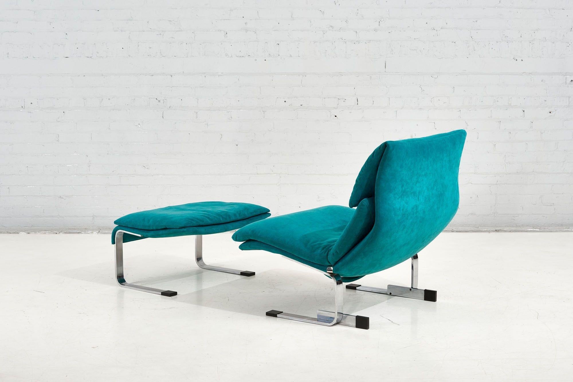 Late 20th Century Saporiti Onda Lounge Chair and Ottoman Suede, Italy, 1970 For Sale