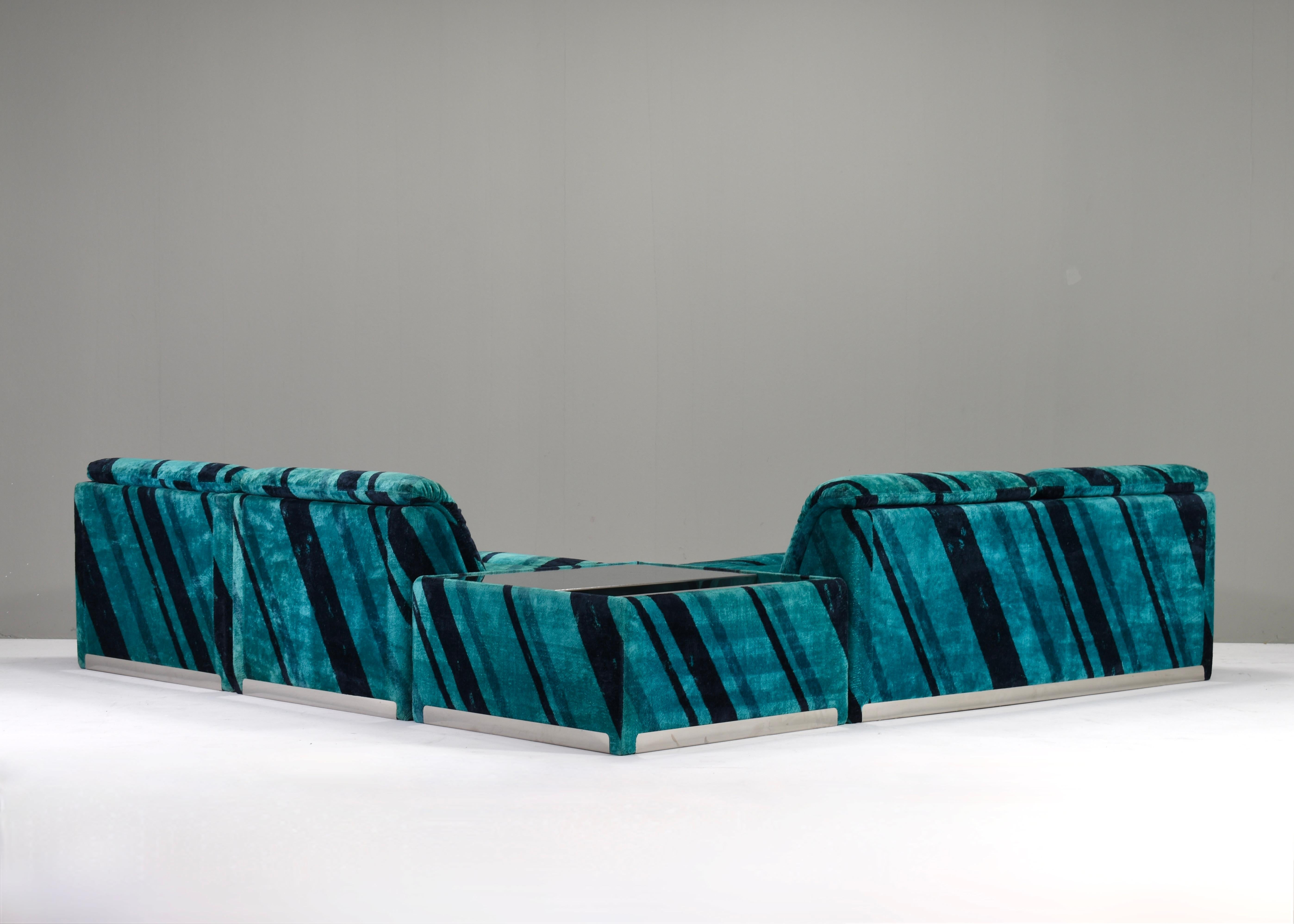 Mid-Century Modern SAPORITI ‘P10 Proposals’ modular sofa set by Giovanni Offredi – Italy, 19 For Sale