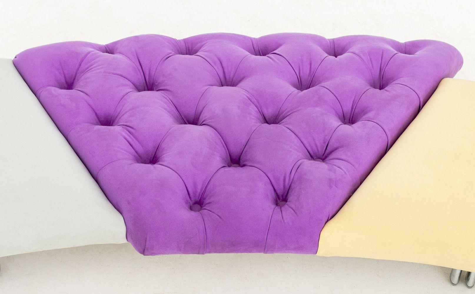 Italian Saporiti x Il Loft Button-Tufted Suede Bench For Sale
