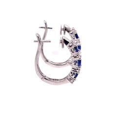 Weißgold Huggies mit Saphir 0,91 Karat und Diamant 0,21 Karat