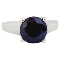 Sapphire 14 Karat White Gold Ring