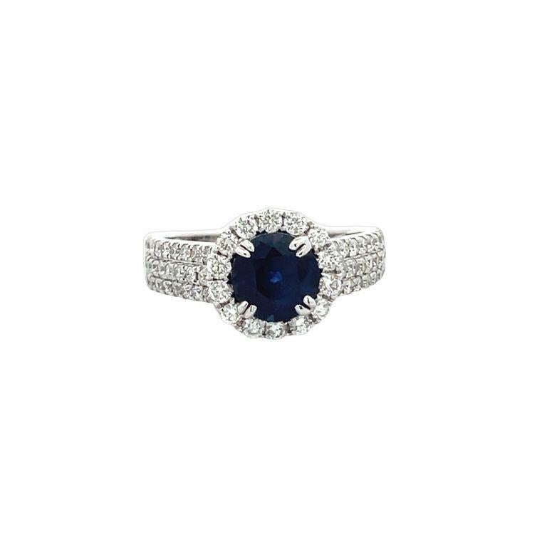 Sapphire 1.57ct & Diamond 1.04ct Cocktail Ring in 18k White Gold For Sale 2