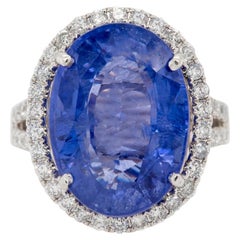 Sapphire 16.08 Carat Ring with Diamonds 18k Gold