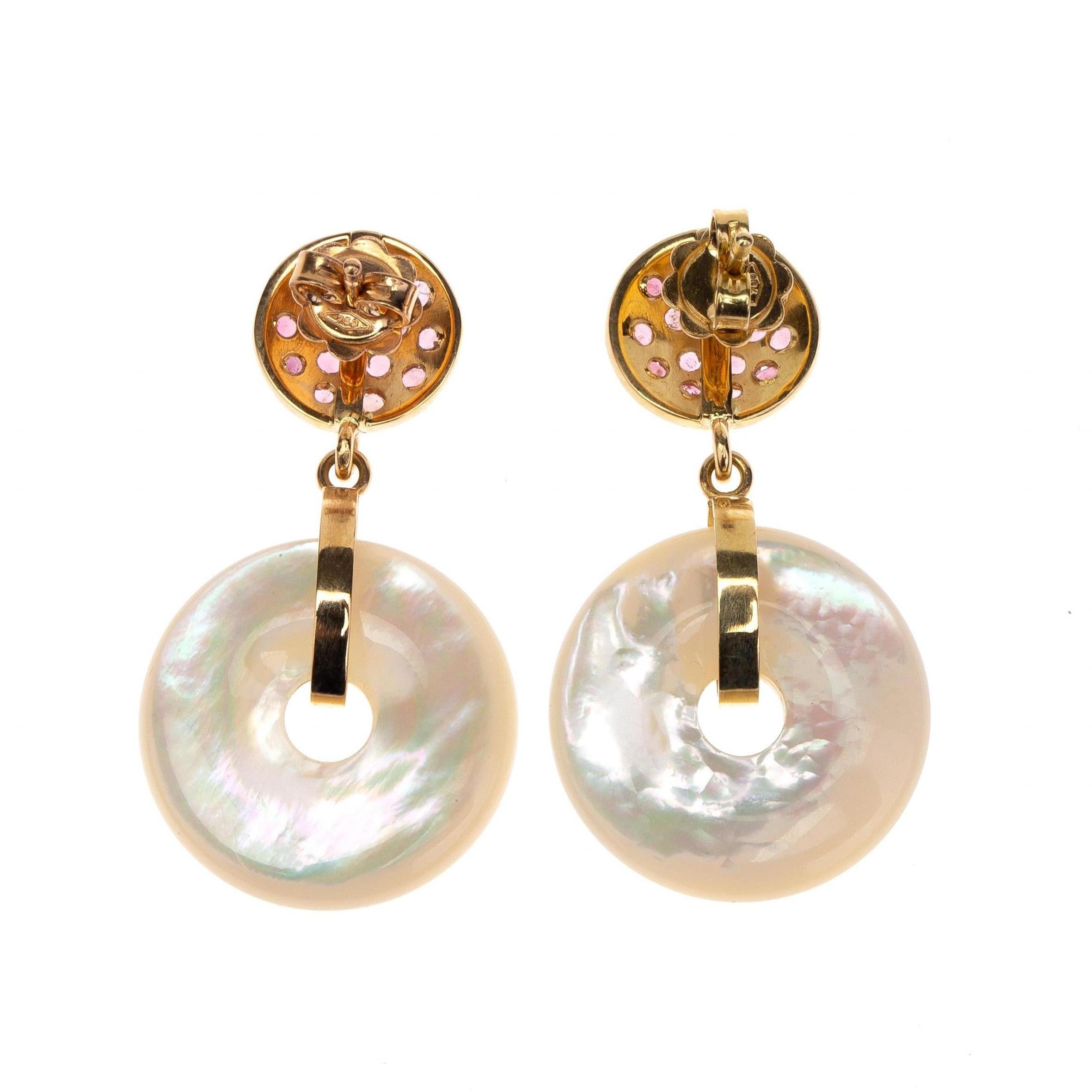 Sapphire 18 Karat Gold Mother-of-pearl BI Earrings In New Condition For Sale In Milan, IT