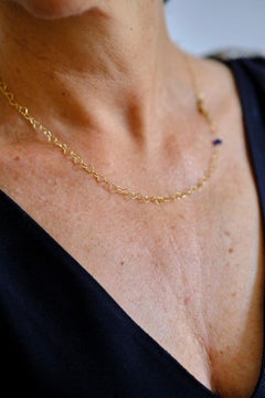 0.51 Carat Sapphire 18K Yellow Gold Slightly Hammered Hearts Chain Necklace