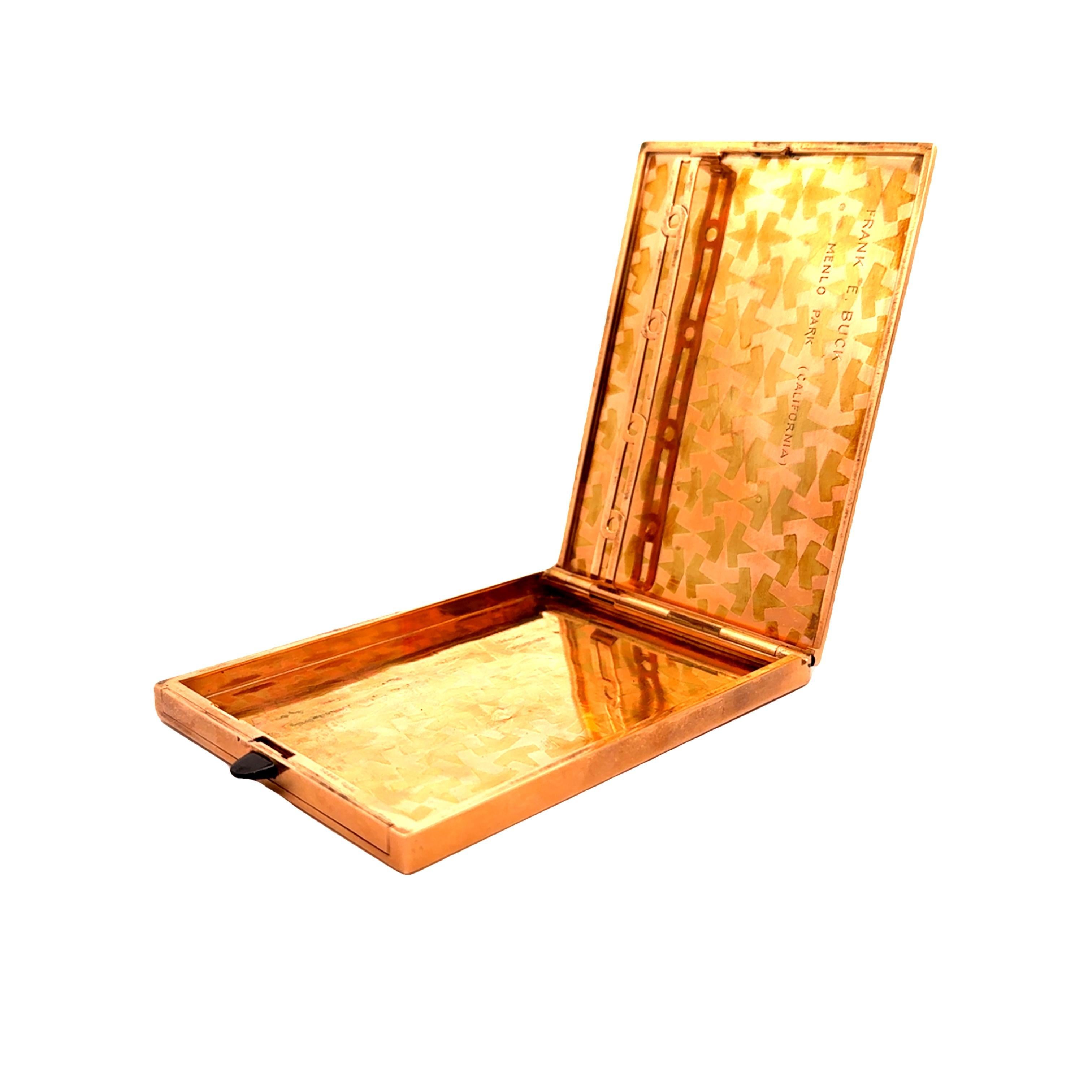 Taille brillant Etui à cigarettes saphir en or 18k bicolore en vente