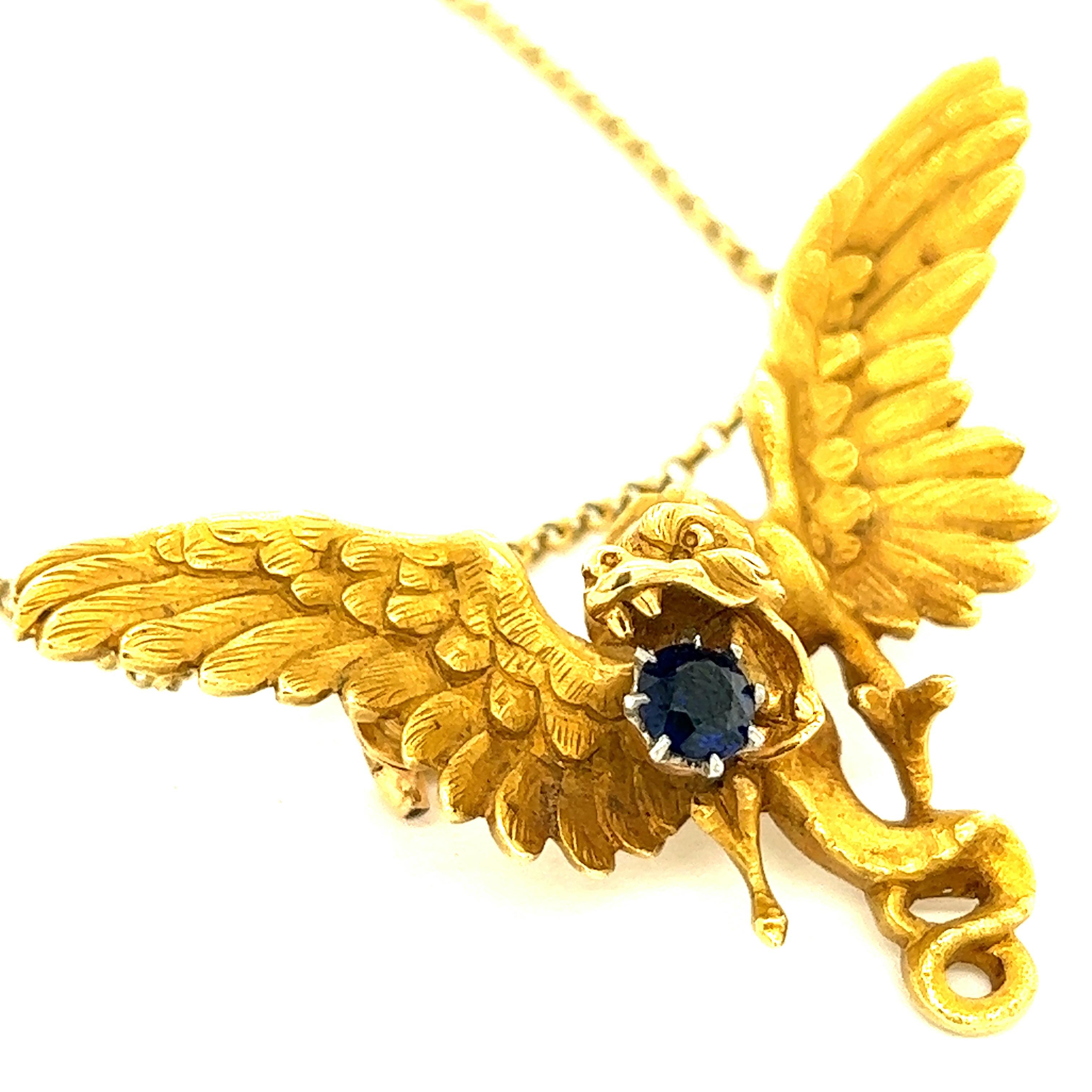 Art nouveau Collier pendentif oiseau en or jaune 18 carats et saphirs en vente