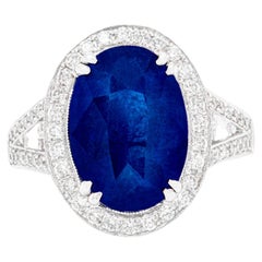Sapphire 6.51 Carat Ring with Diamond Halo 0.70 Carats Total 18k Gold