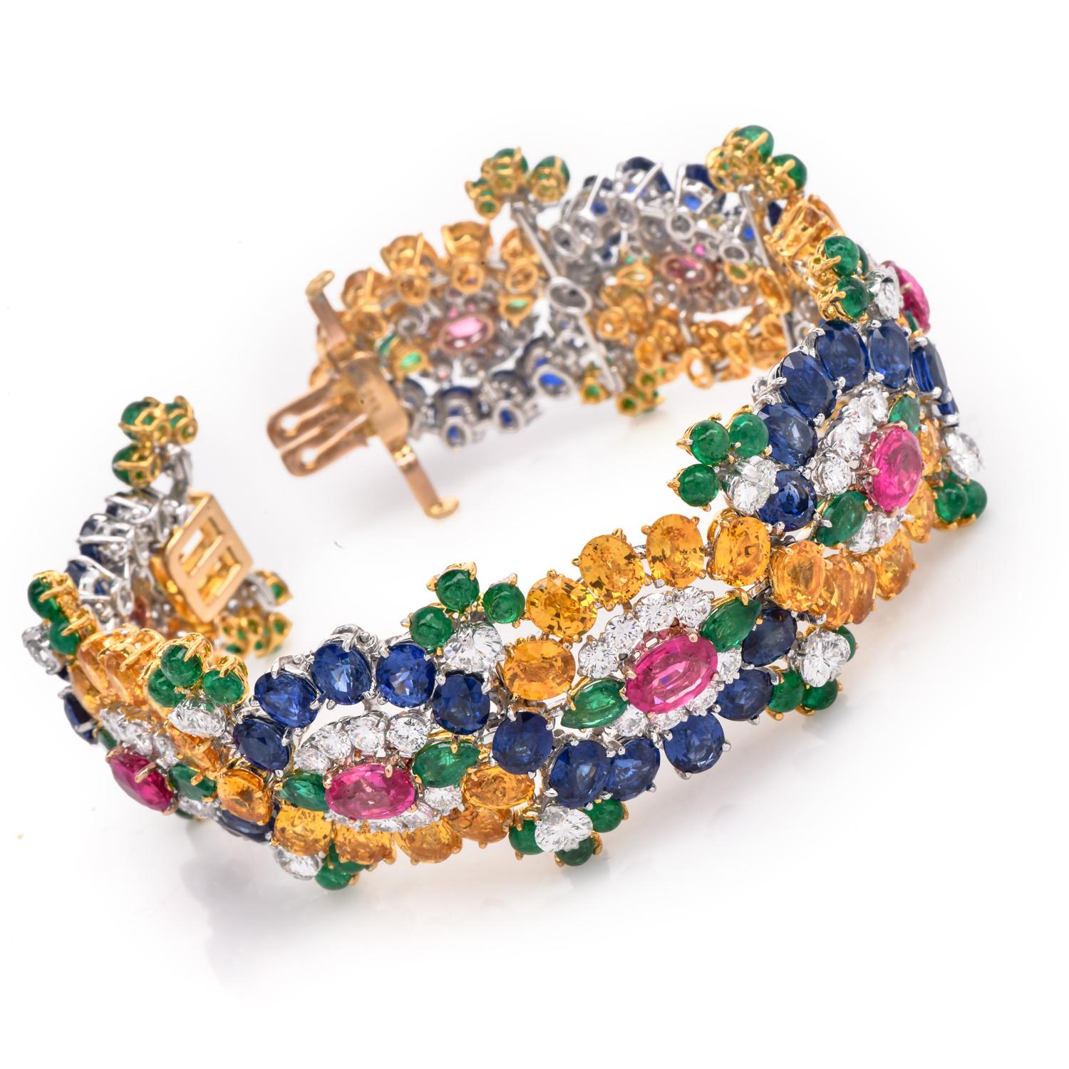 Saphir 71,75 carats  Or 18K  Bracelet en platine avec grappe florale Pour femmes en vente
