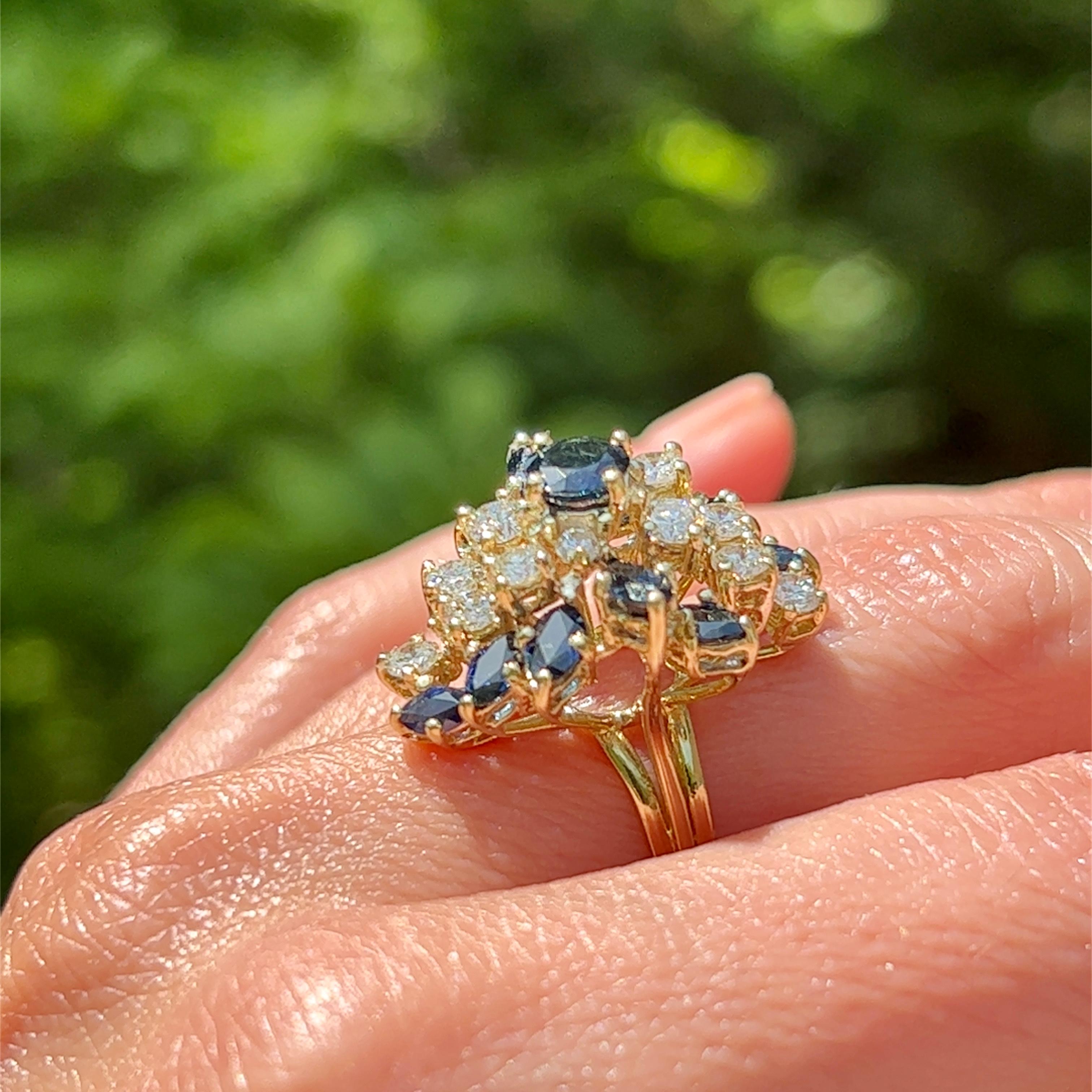 Sapphire and 1.00Ctw Diamond Cluster Ring in 18K Gold For Sale 4