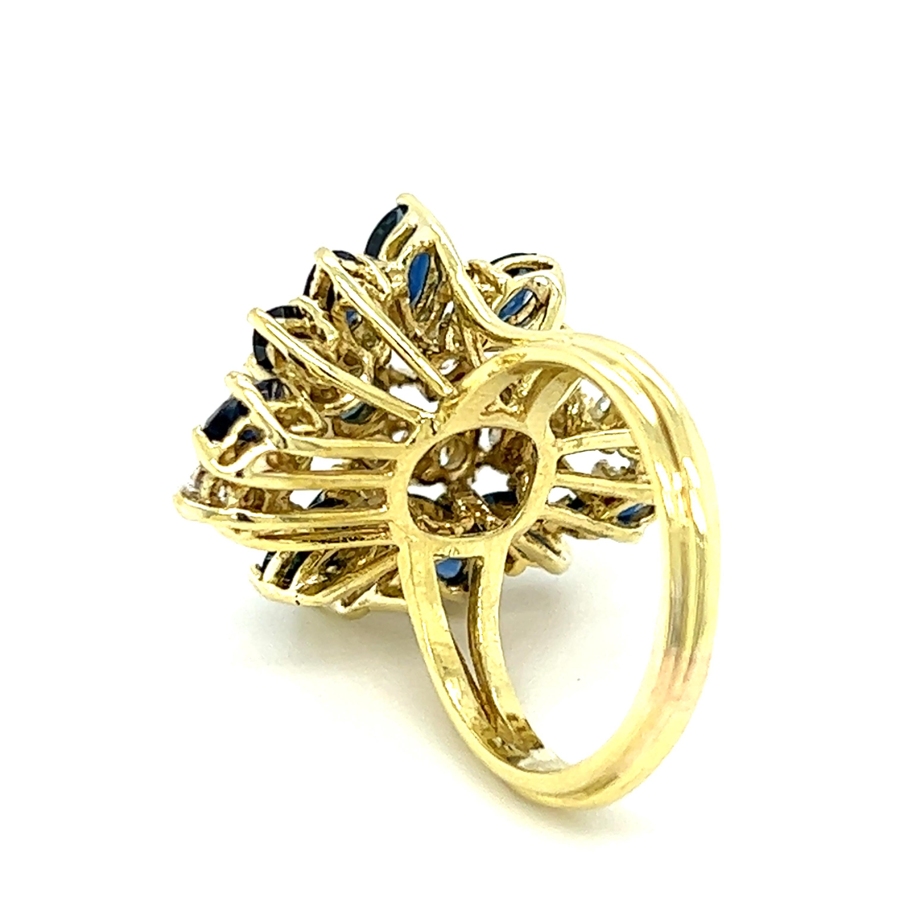 Contemporary Sapphire and 1.00Ctw Diamond Cluster Ring in 18K Gold For Sale