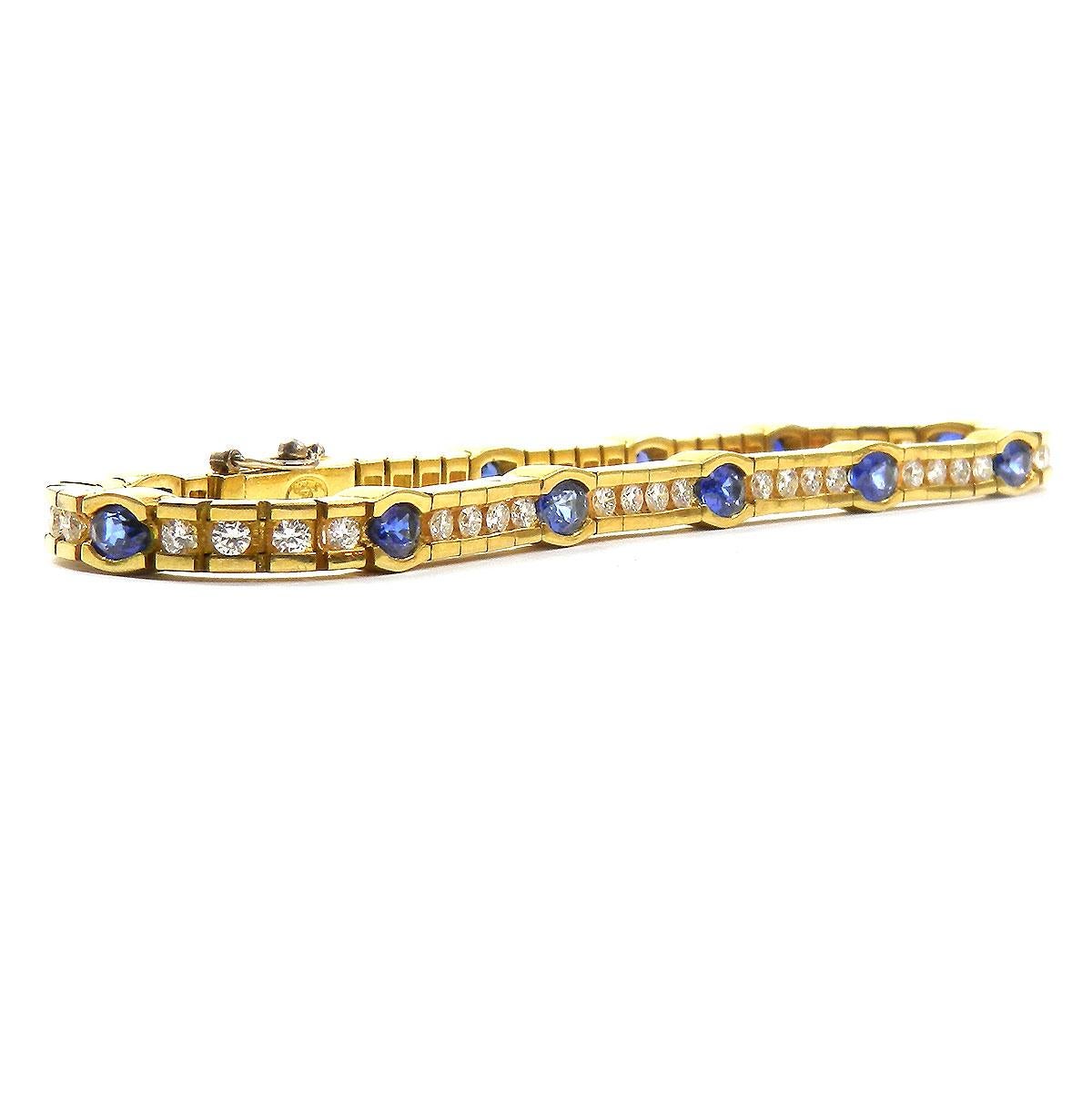 Modern Sapphire and 1.2 Carat Diamond 18 Karat Gold Tennis Bracelet