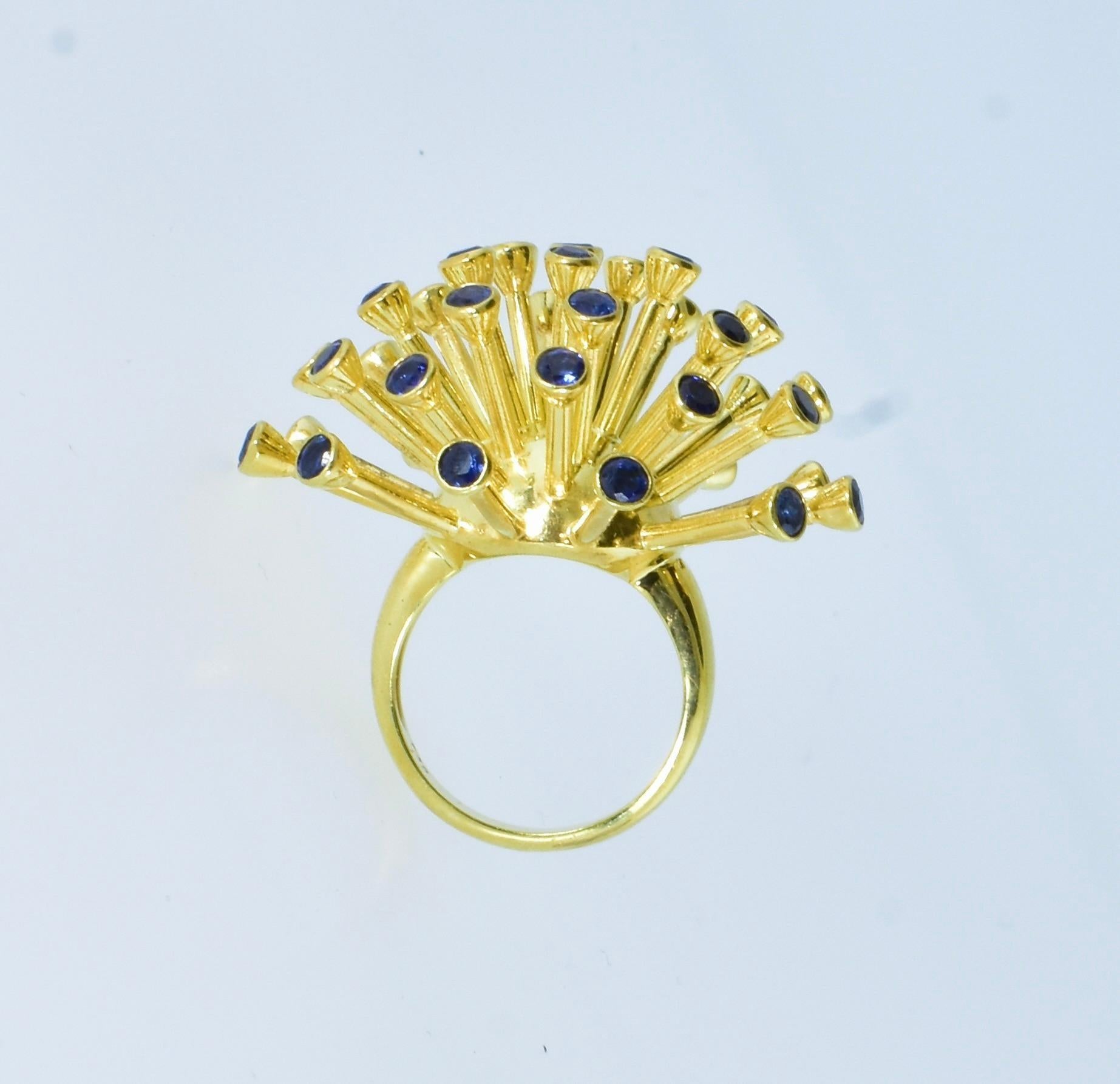  Sapphire and 18K Gold Spudnik Motif Ring, Retro, Circa 1958. For Sale 6