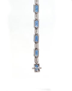 Bracciale tennis in oro bianco 18 carati con zaffiri e diamanti