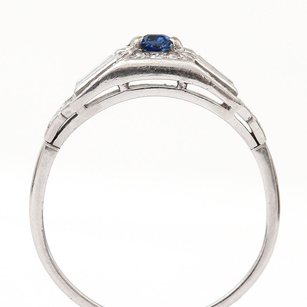 Women's Sapphire and Diamond 18 Karat Gold Midcentury Cocktail Dress Ring, circa 1950s