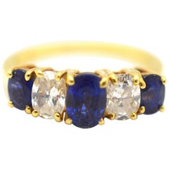 Sapphire and Diamond 18 Karat Yellow Gold Estate Ring 1.50 Carat