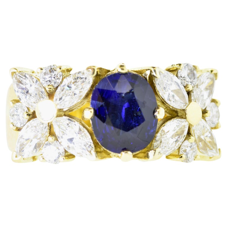 Sapphire and Diamond 18K Hand Made Ring For Sale