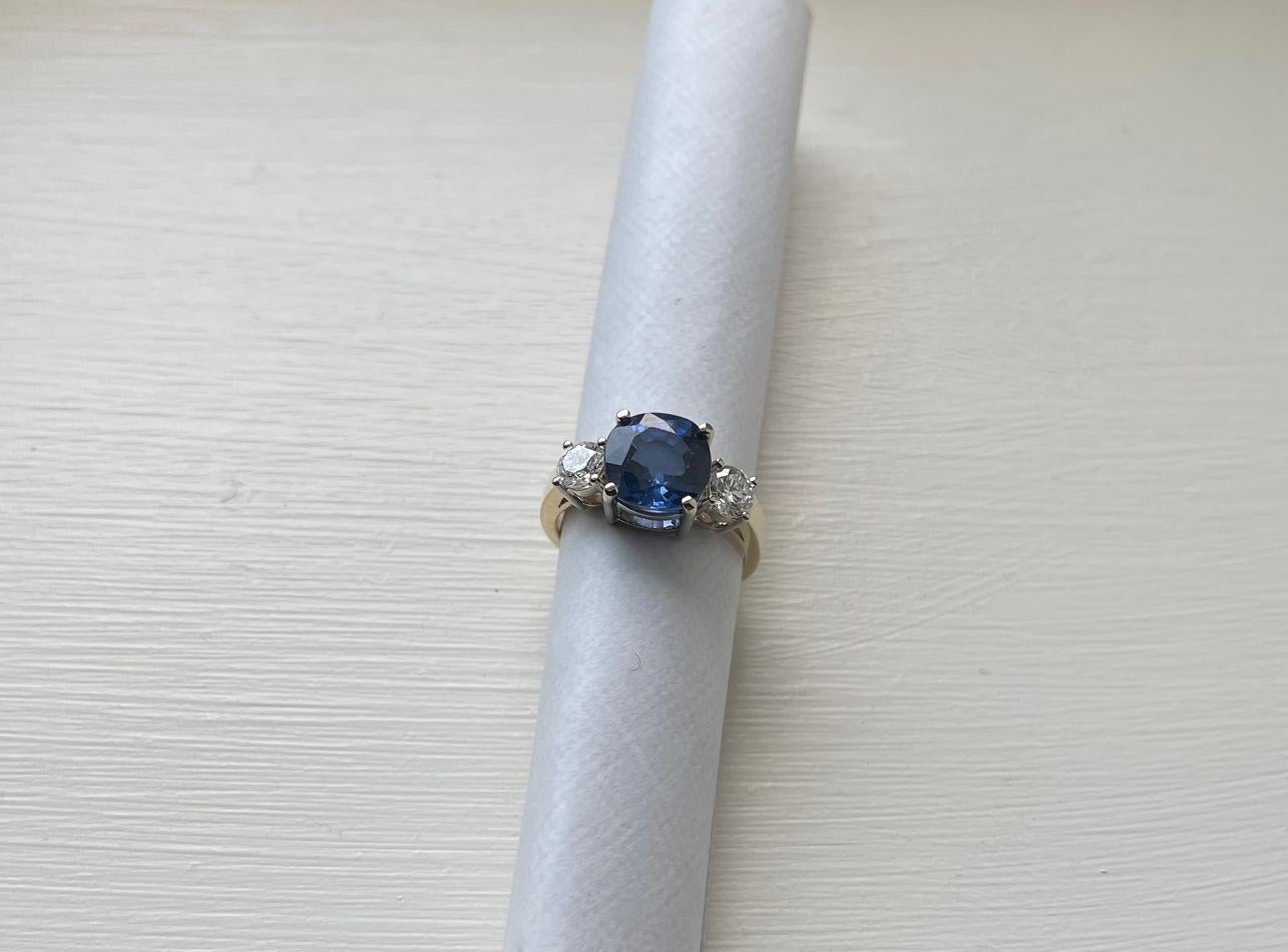 Mixed Cut Sapphire and Diamond 3 Stone Gold Vintage Ring For Sale