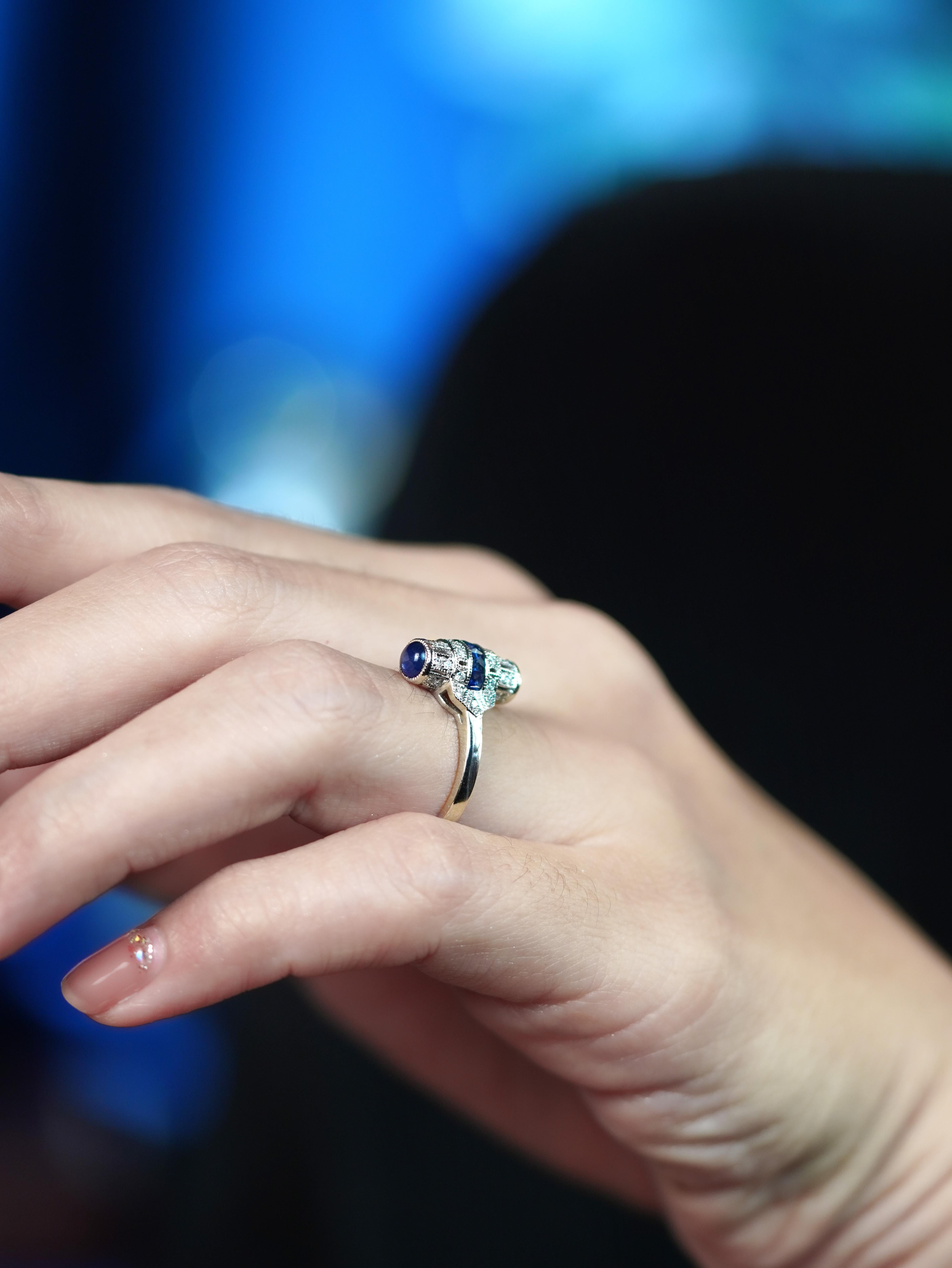 Saphir und Diamant Ring im Art Deco Stil 14K Weißgold (Art déco) im Angebot
