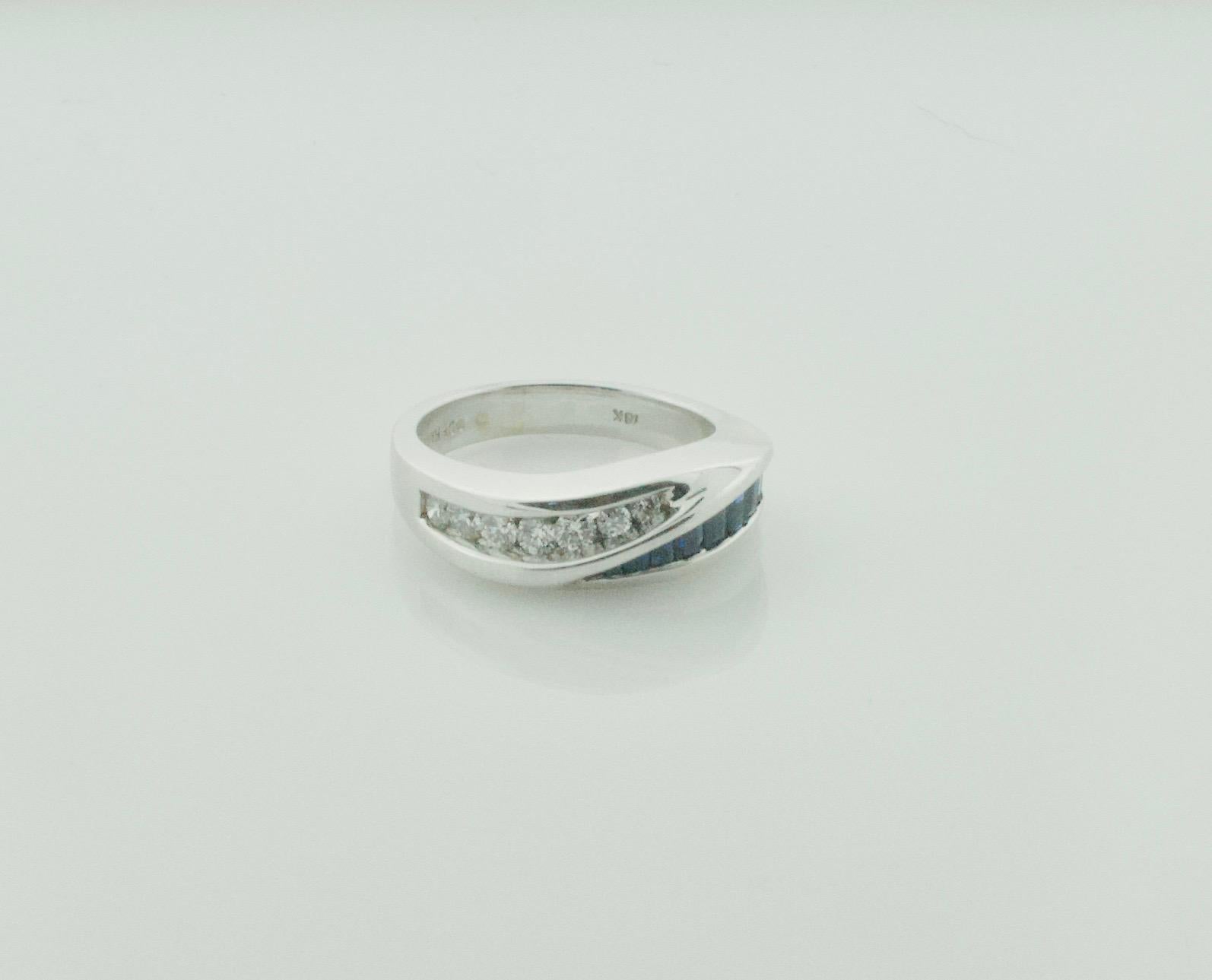 Ring mit Saphir und Diamant aus 18k Weißgold von 