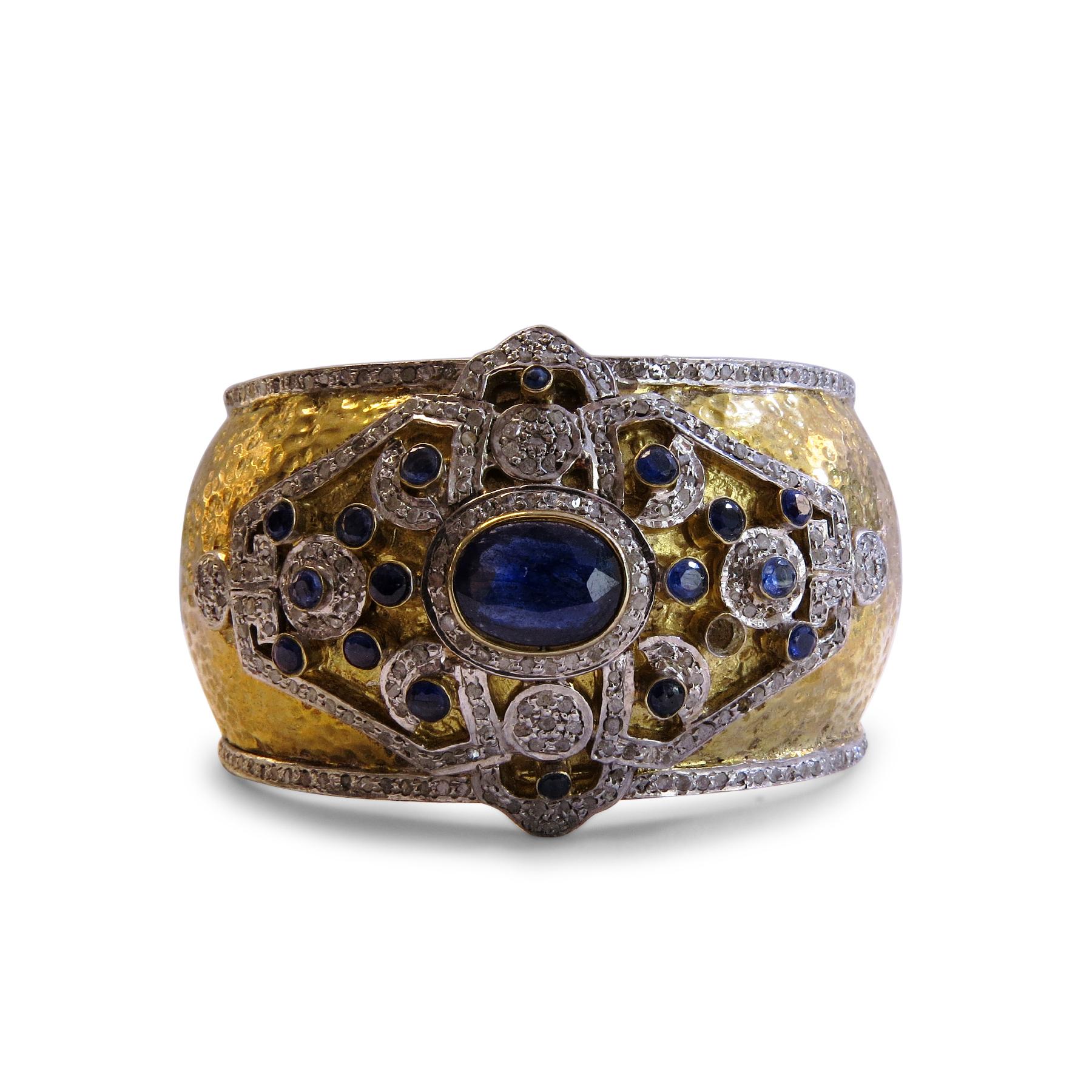 Sapphire= About 4ct total
Diamond= About 1.5 ct total
Weight= 59gr 
18k Gold plated on St. Silver