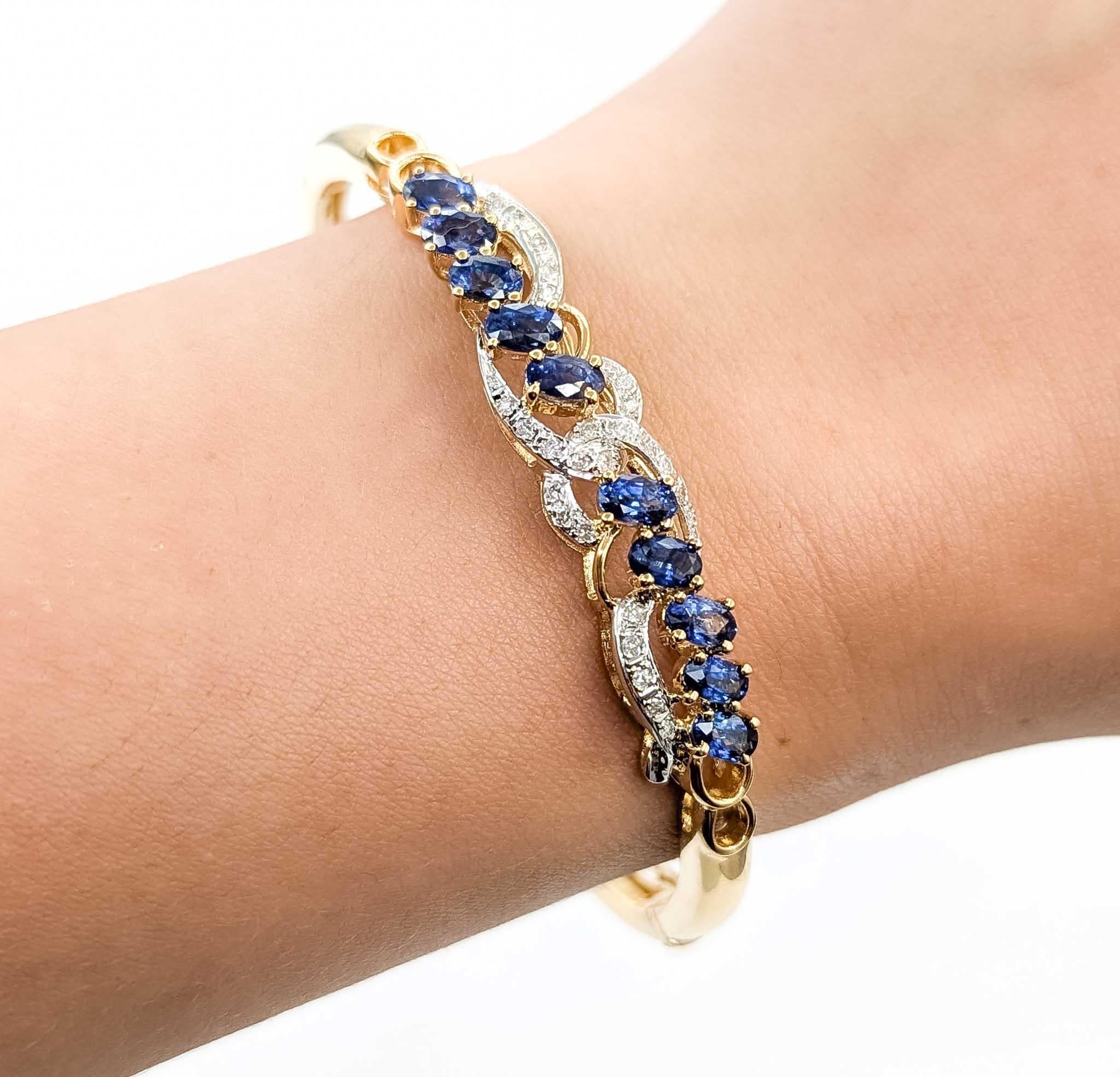 Brazalete de Zafiro y Diamante en Oro Amarillo de 18k Corte redondo en venta