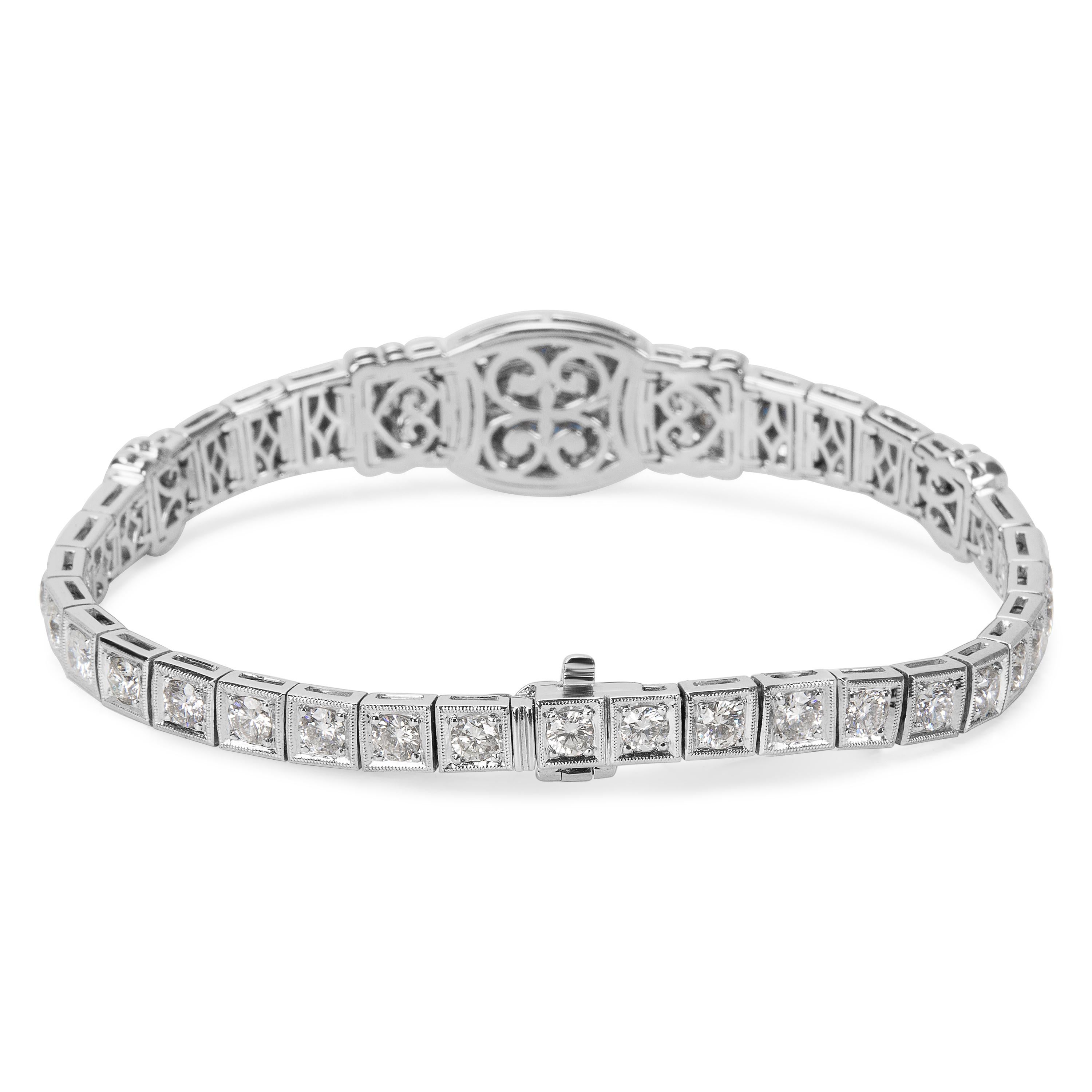 Round Cut Sapphire and Diamond Bracelet in 18 Karat White Gold ‘4.95 Carat’