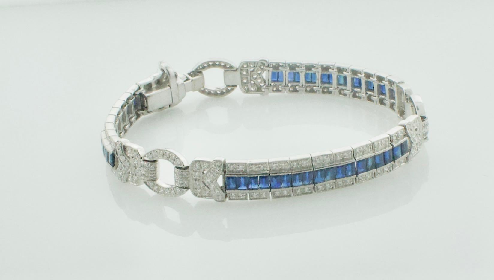 Sapphire and Diamond Bracelet in 18k Gold In Excellent Condition For Sale In Wailea, HI