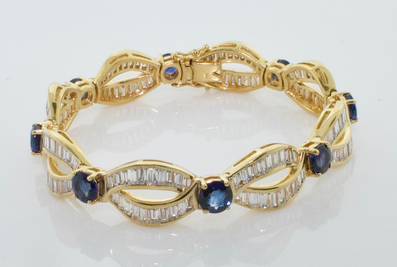 Modernist Sapphire and Diamond Bracelet in 18 Karat Yellow Gold For Sale