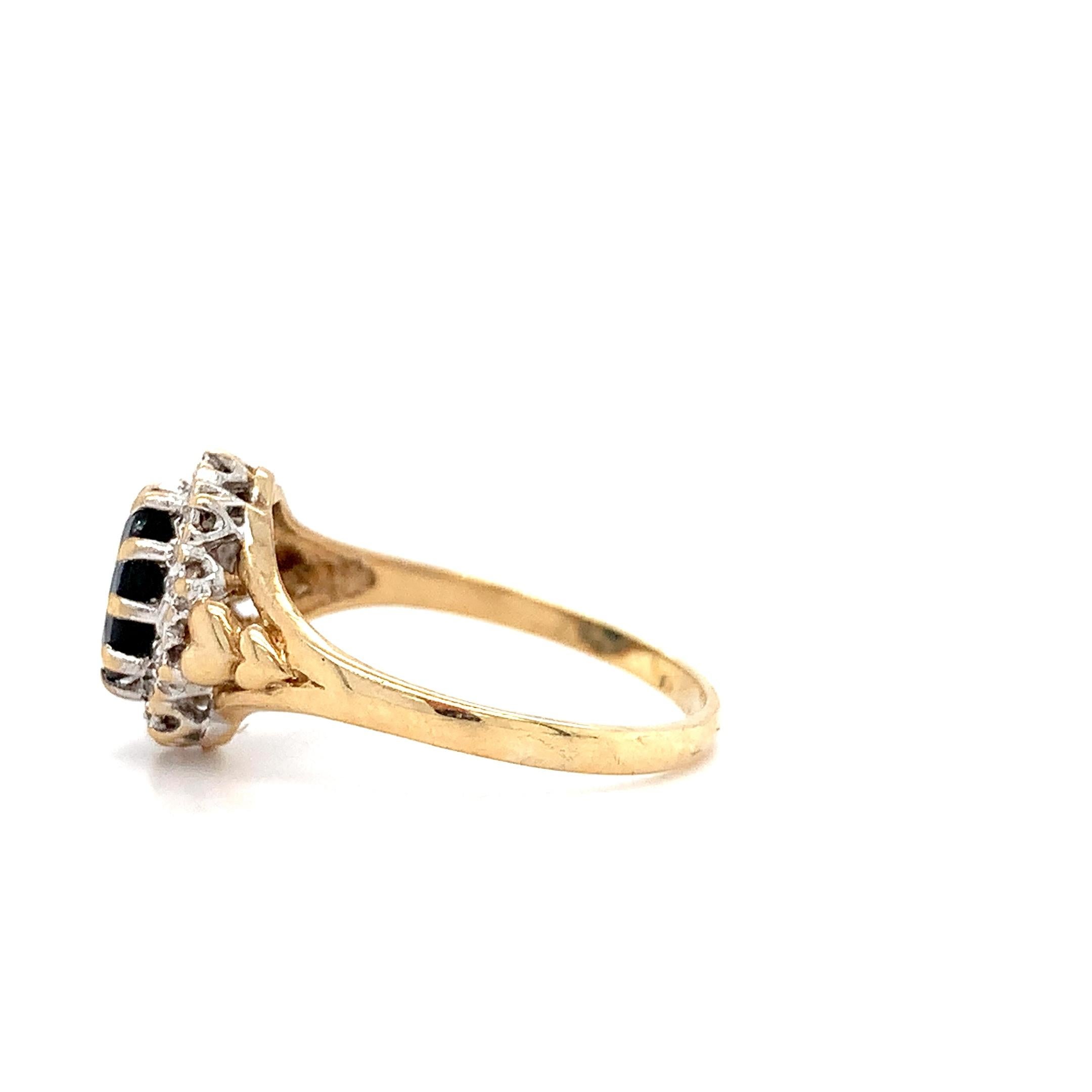 Sapphire and diamond chunky antique engagement ring yellow gold For Sale 1