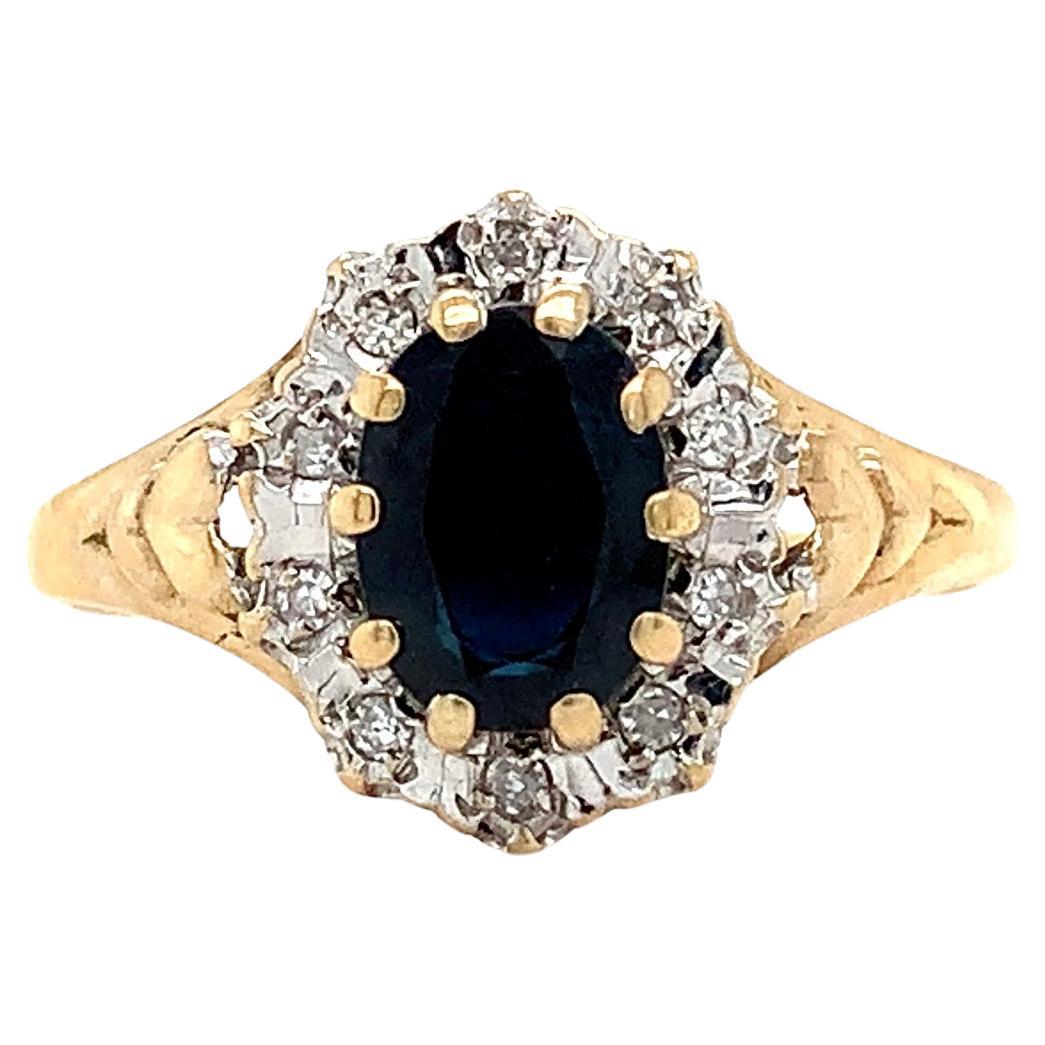 Sapphire and diamond chunky antique engagement ring yellow gold For Sale