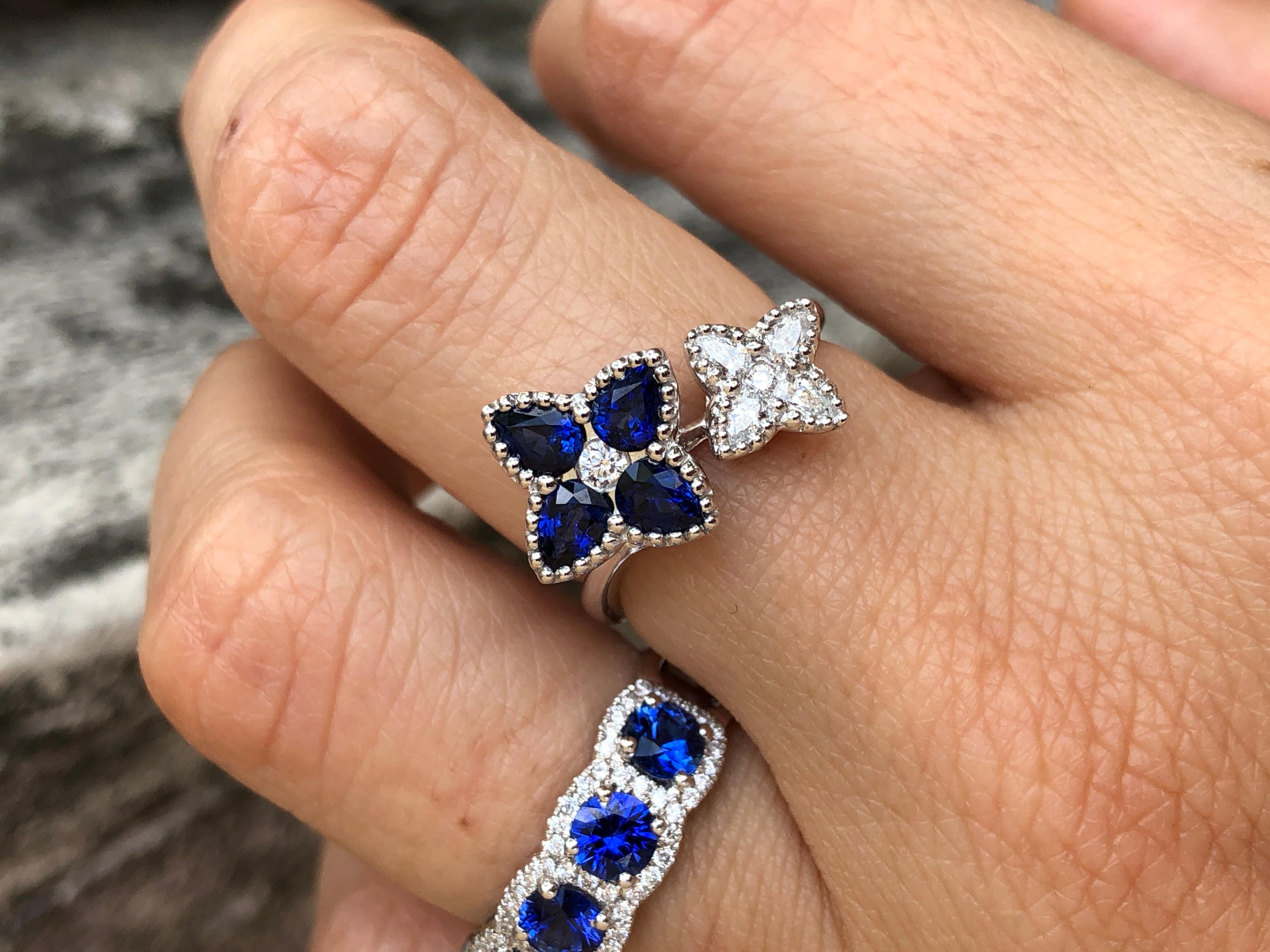 Sapphire and Diamond Clover Band 18K white Gold For Sale 4