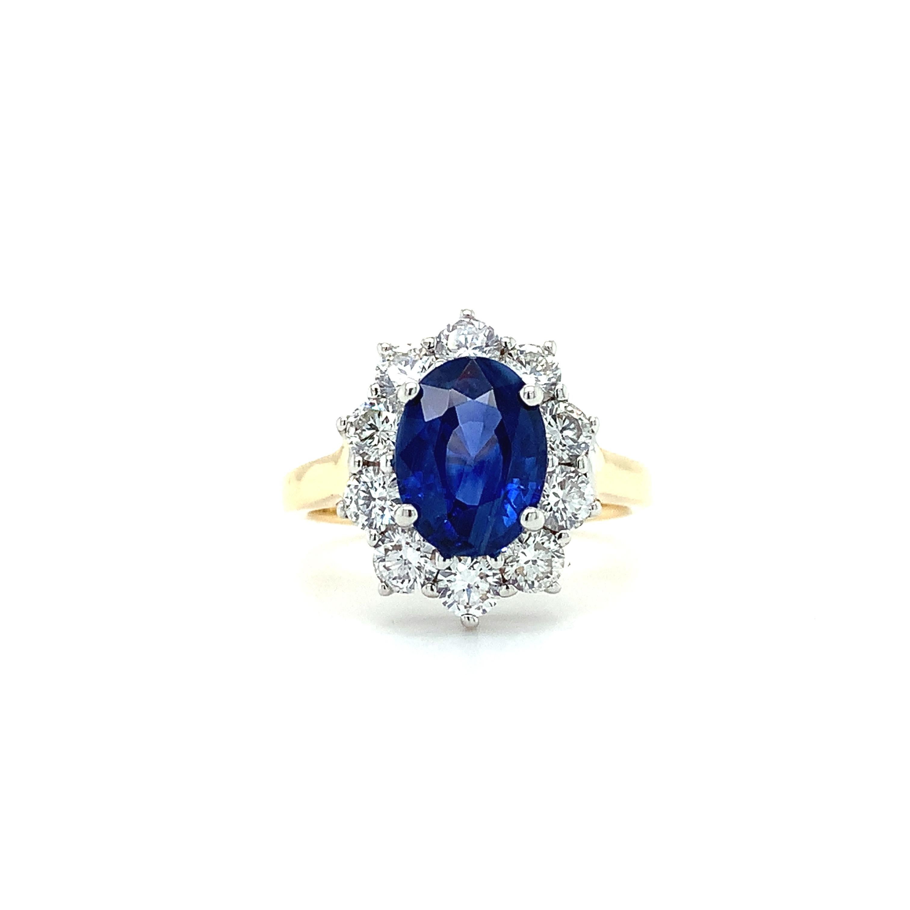Art Deco Sapphire and diamond cluster art deco 18k yellow gold For Sale