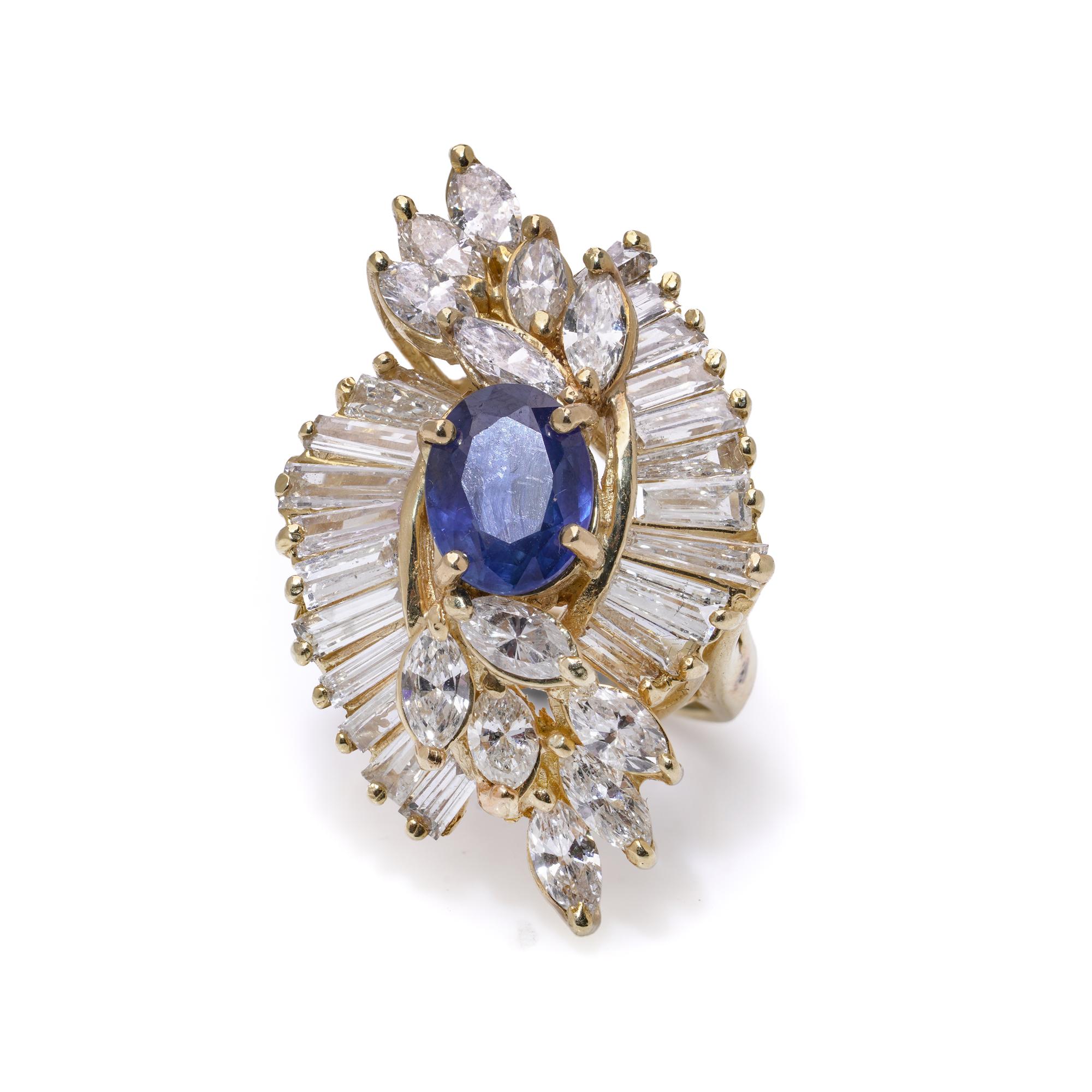 Bague cocktail saphir et diamant en or jaune 18 carats en vente 3