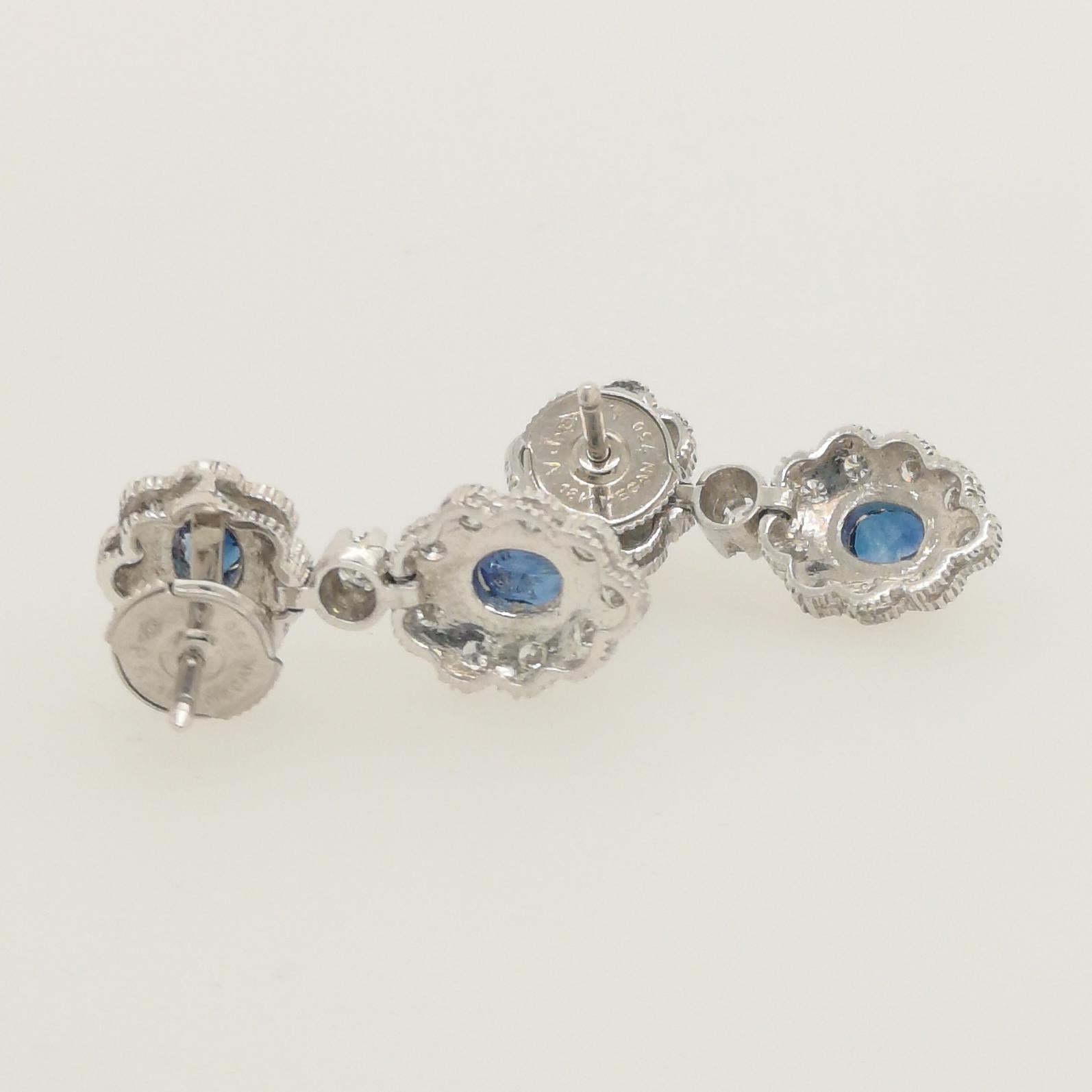 Boucles d'oreilles pendantes en saphir et diamant Bon état - En vente à London, GB