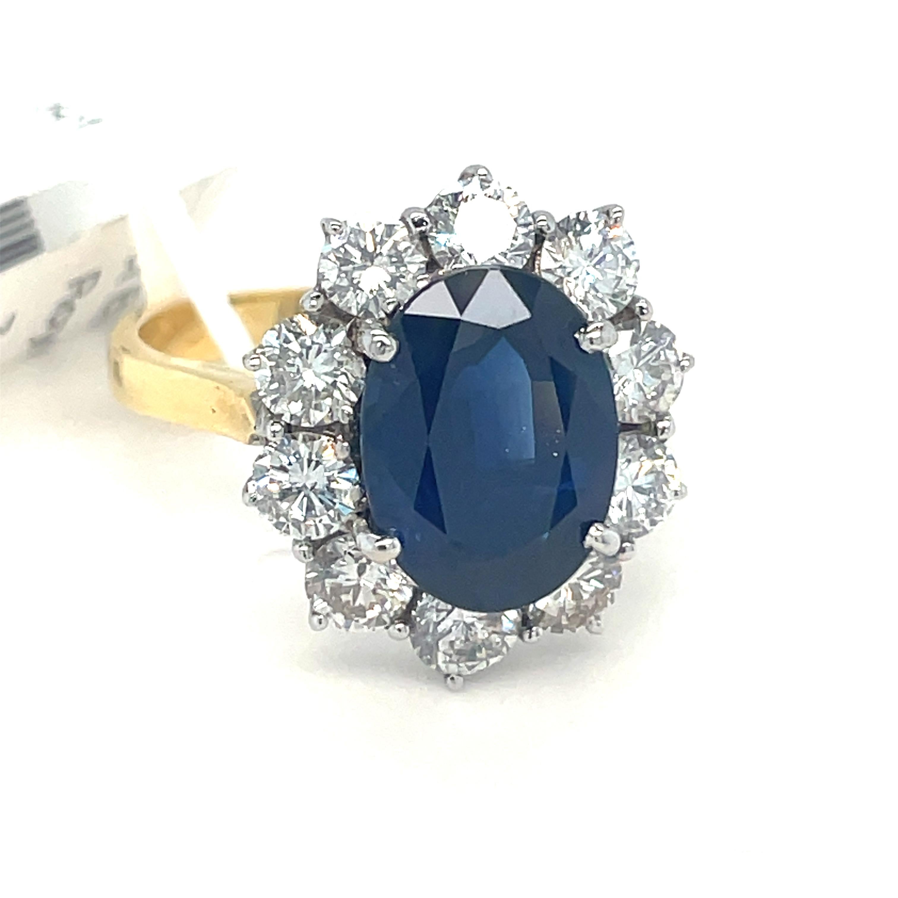 Sapphire And Diamond Cluster Ring 5 carat Sapphire & 2.35 Carat Diamonds For Sale 5