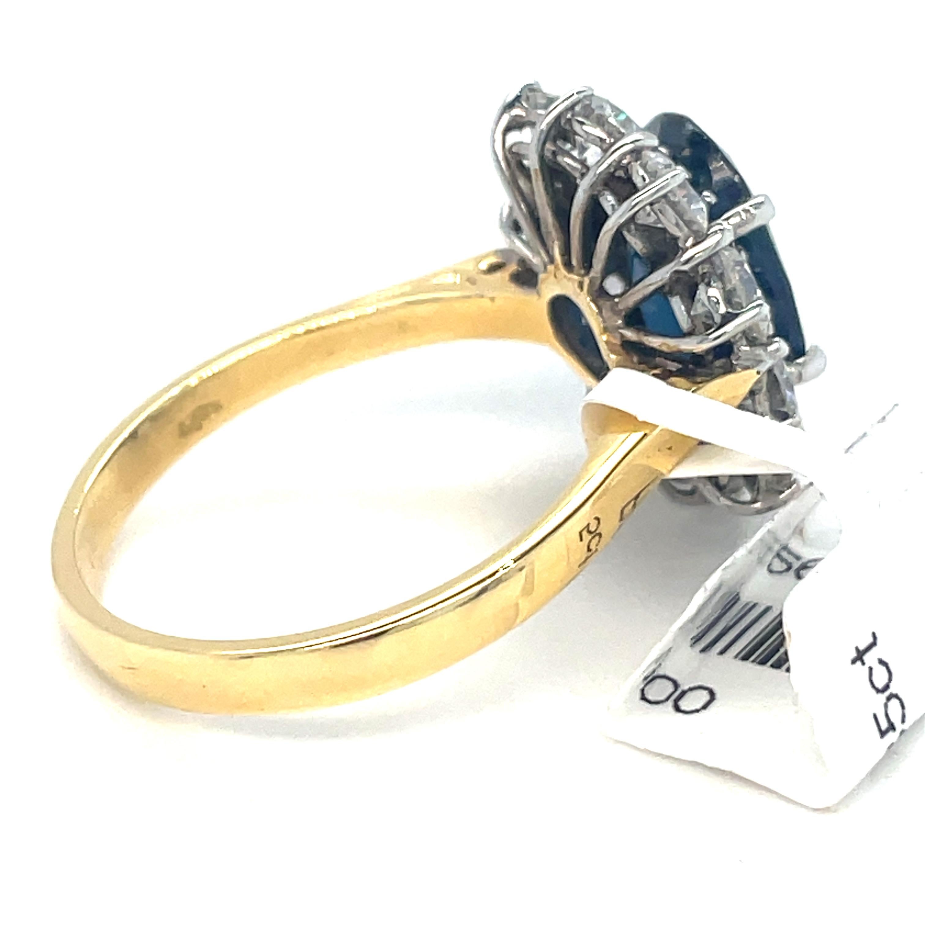 Sapphire And Diamond Cluster Ring 5 carat Sapphire & 2.35 Carat Diamonds For Sale 4