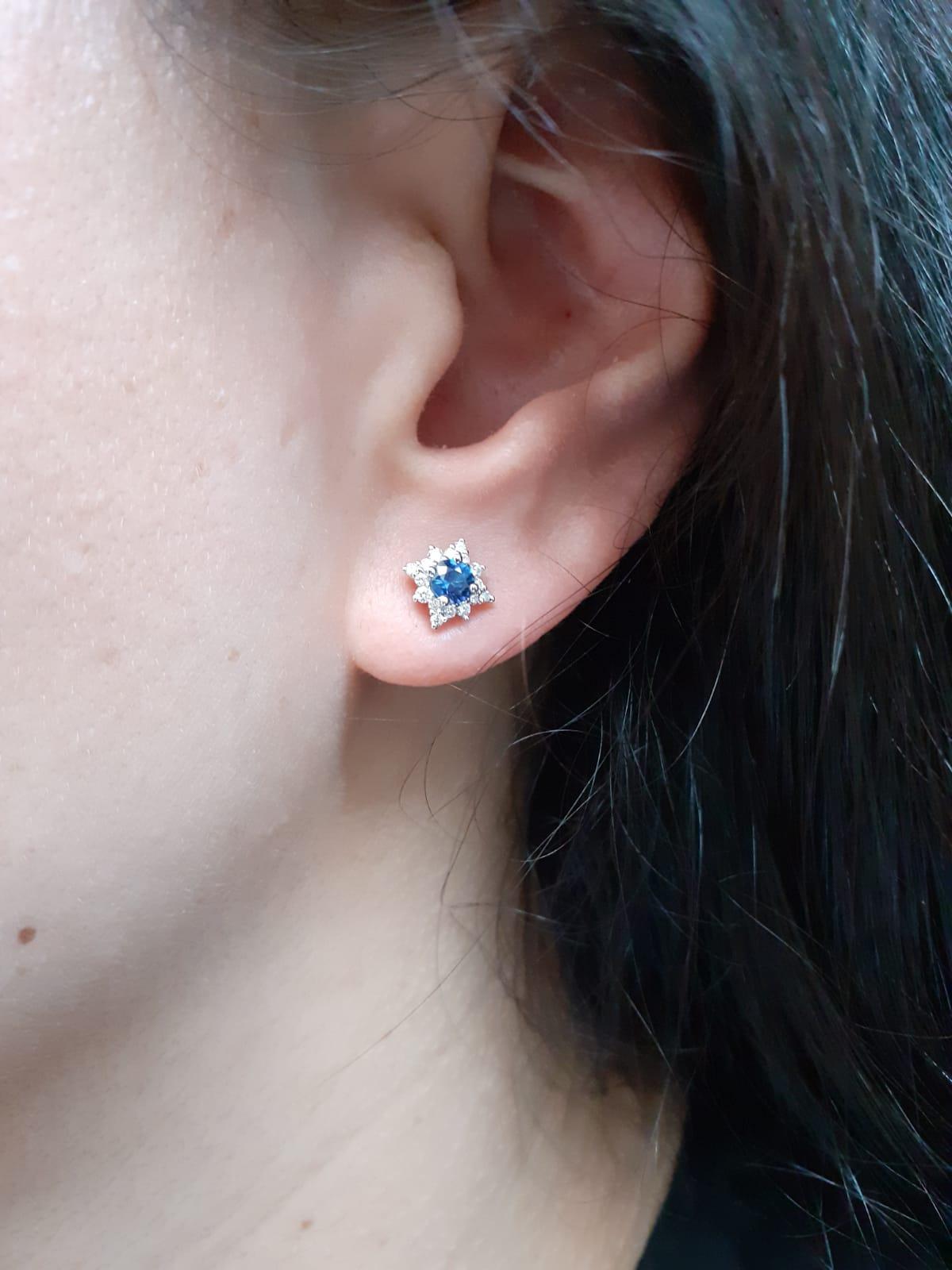 Round Cut Sapphire and Diamond Cluster Stud Earrings Set in 18 Karat White Gold For Sale