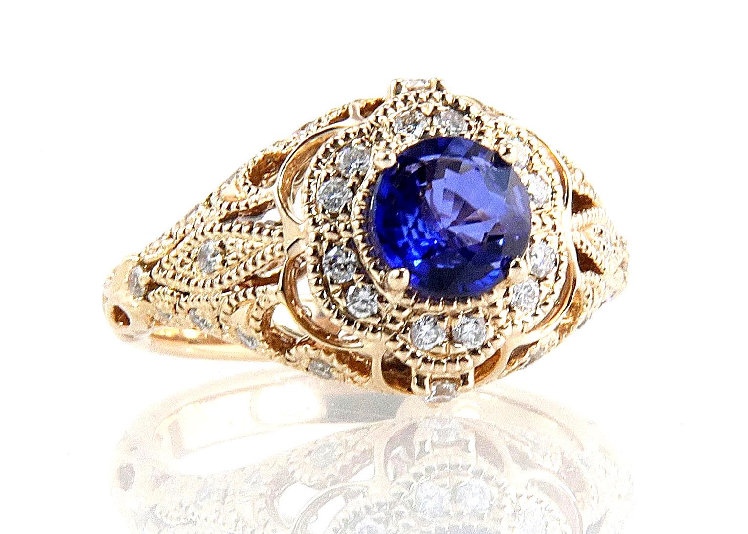 Cocktail-Verlobungsring mit Saphir und Diamant 1,39 Karat 14K Gelbgold BRAND NEU



Mit einem echten natürlichen blauen Saphir mit 1,06 Karat Rundschliff

Über $300 in Goldwert allein

Die Diamanten bieten wunderbare Wärme

100% natürlicher Saphir &